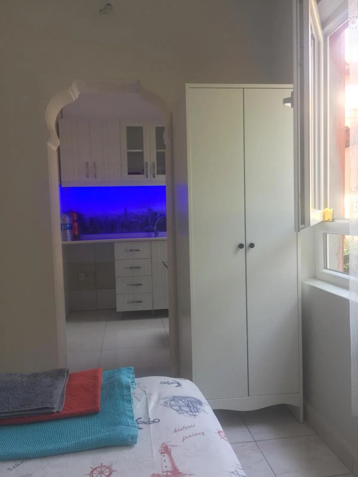 Kitchen or kitchenette, Bed in Erkal Pension