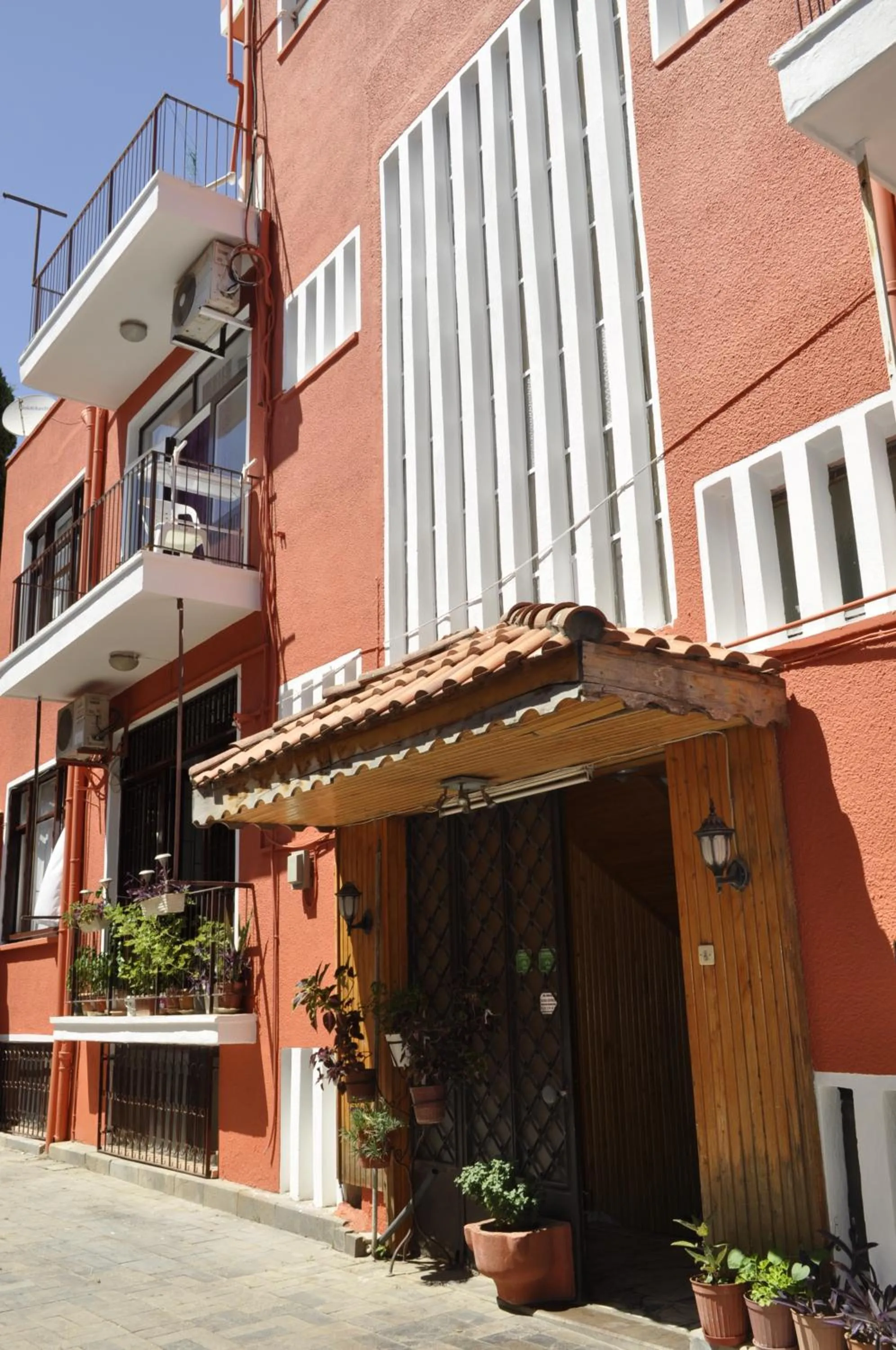 Property building in Erkal Pension