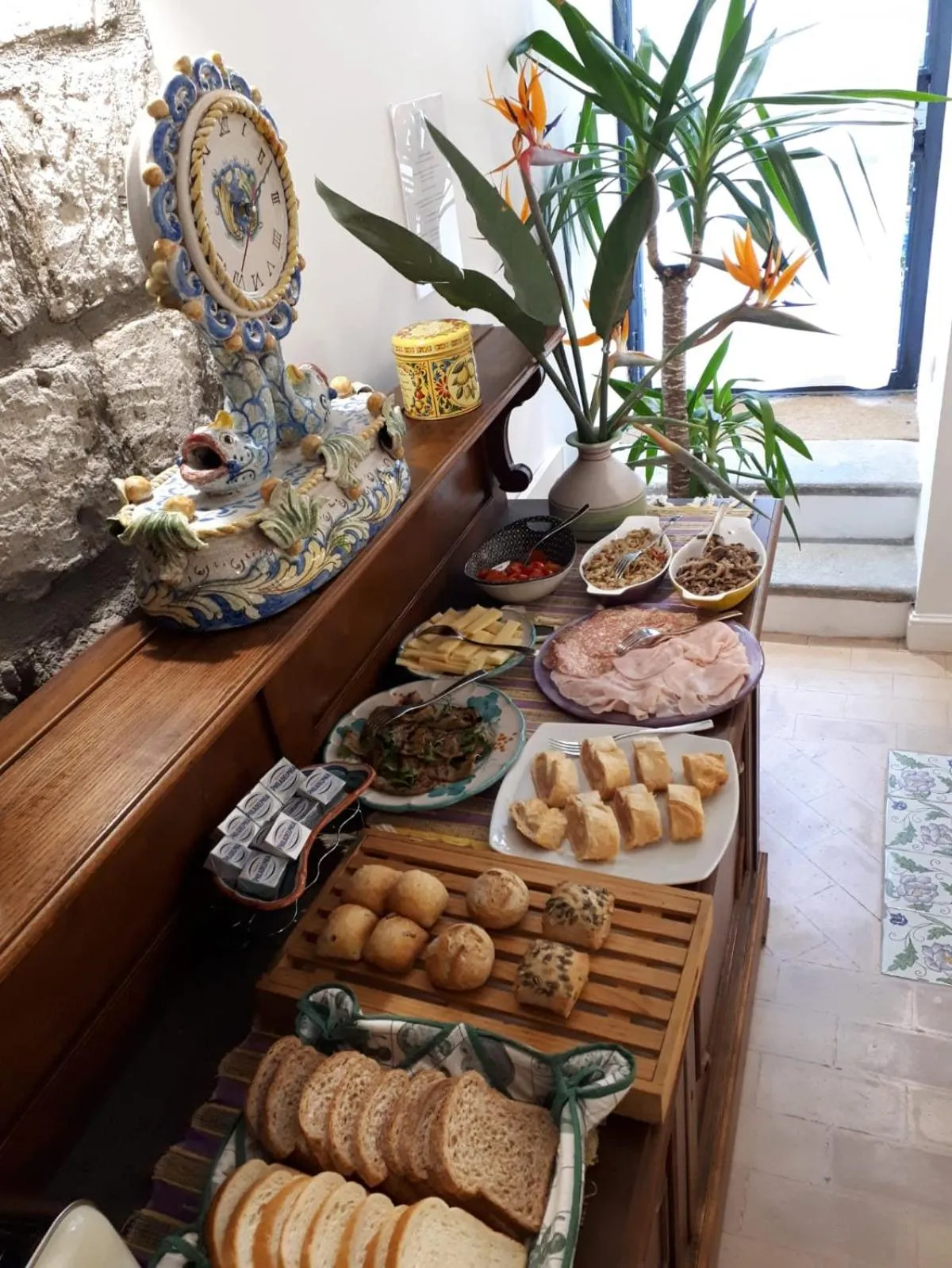 Breakfast in Villa Manning Relais