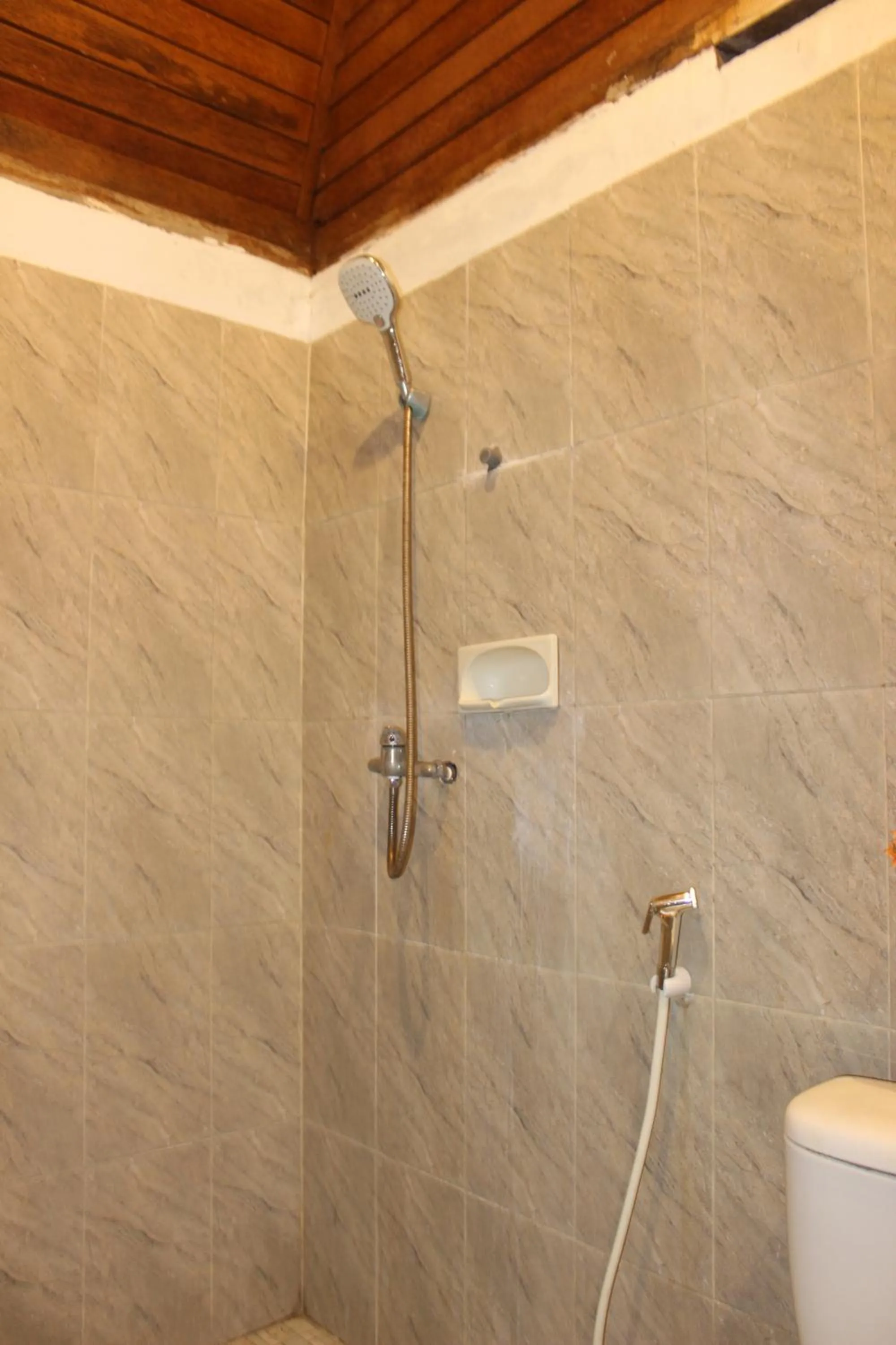 Shower in Boga Segara Villa And Resto