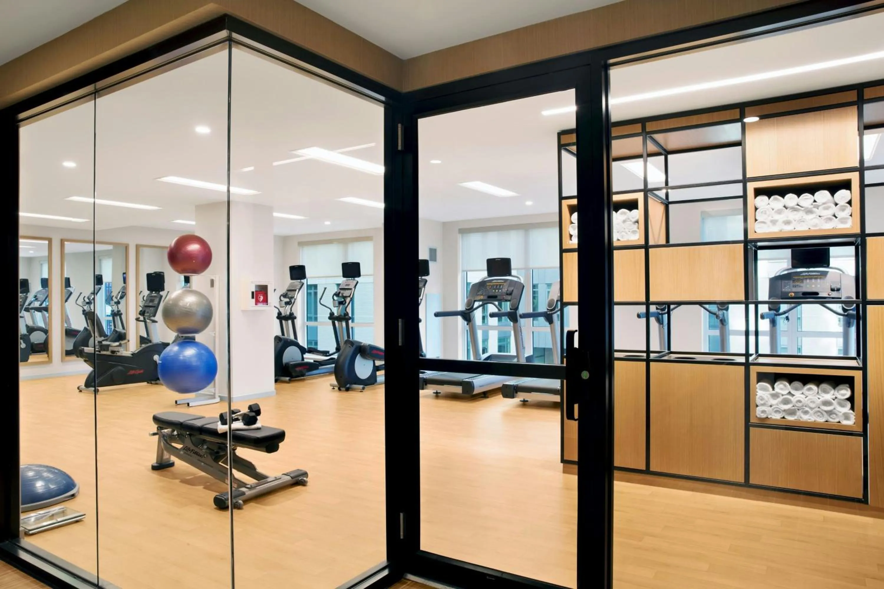 Fitness centre/facilities in Courtyard Boston Downtown/North Station