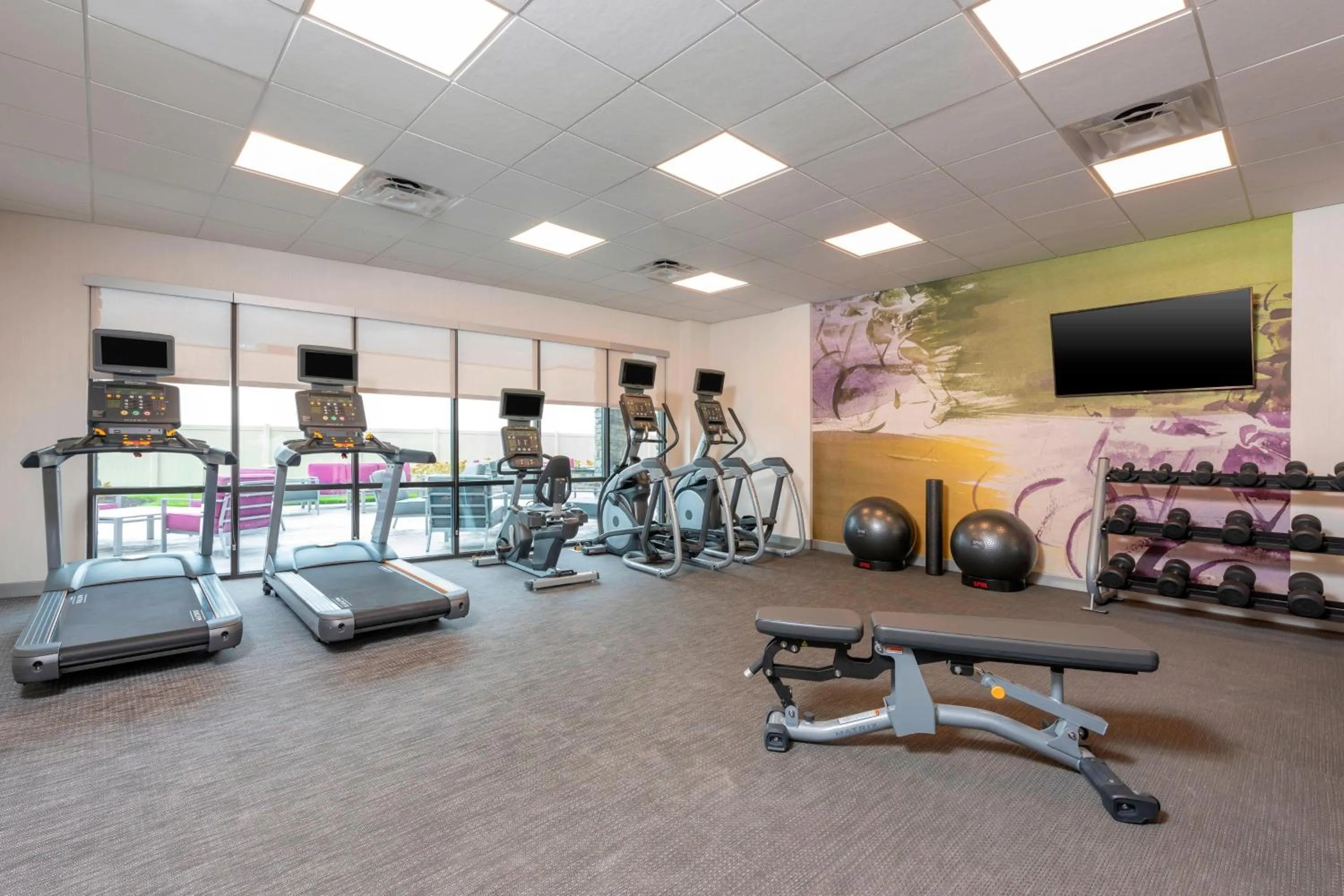 Fitness centre/facilities in Courtyard by Marriott Cleveland Elyria