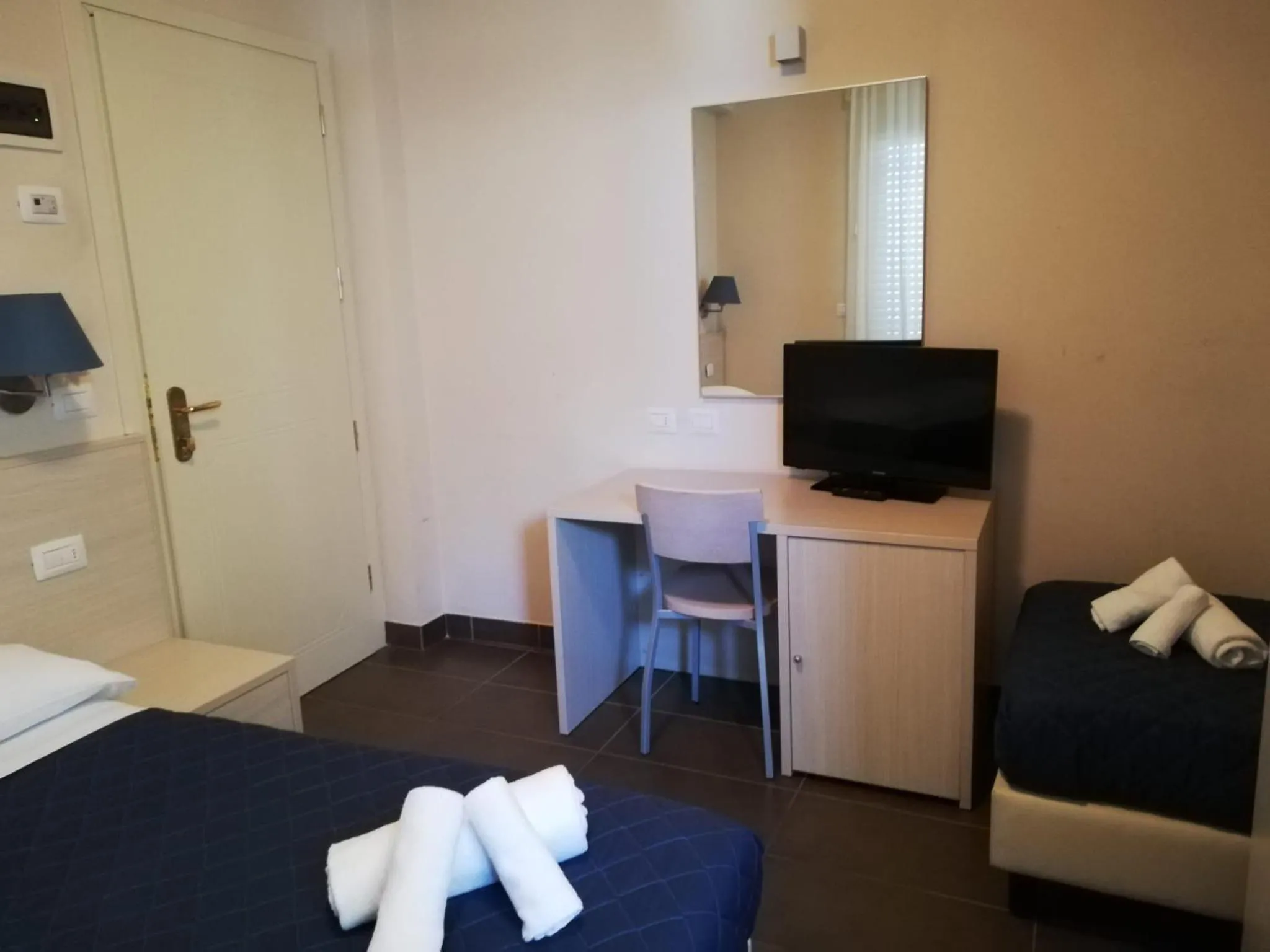 Bed in Hotel Alabama