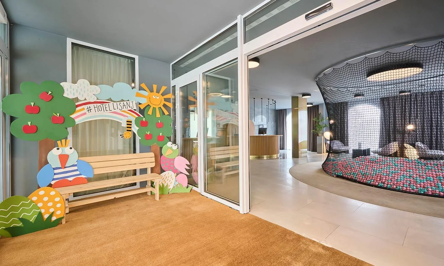 Facade/entrance in Aminess Vival Lišanj Family Hotel