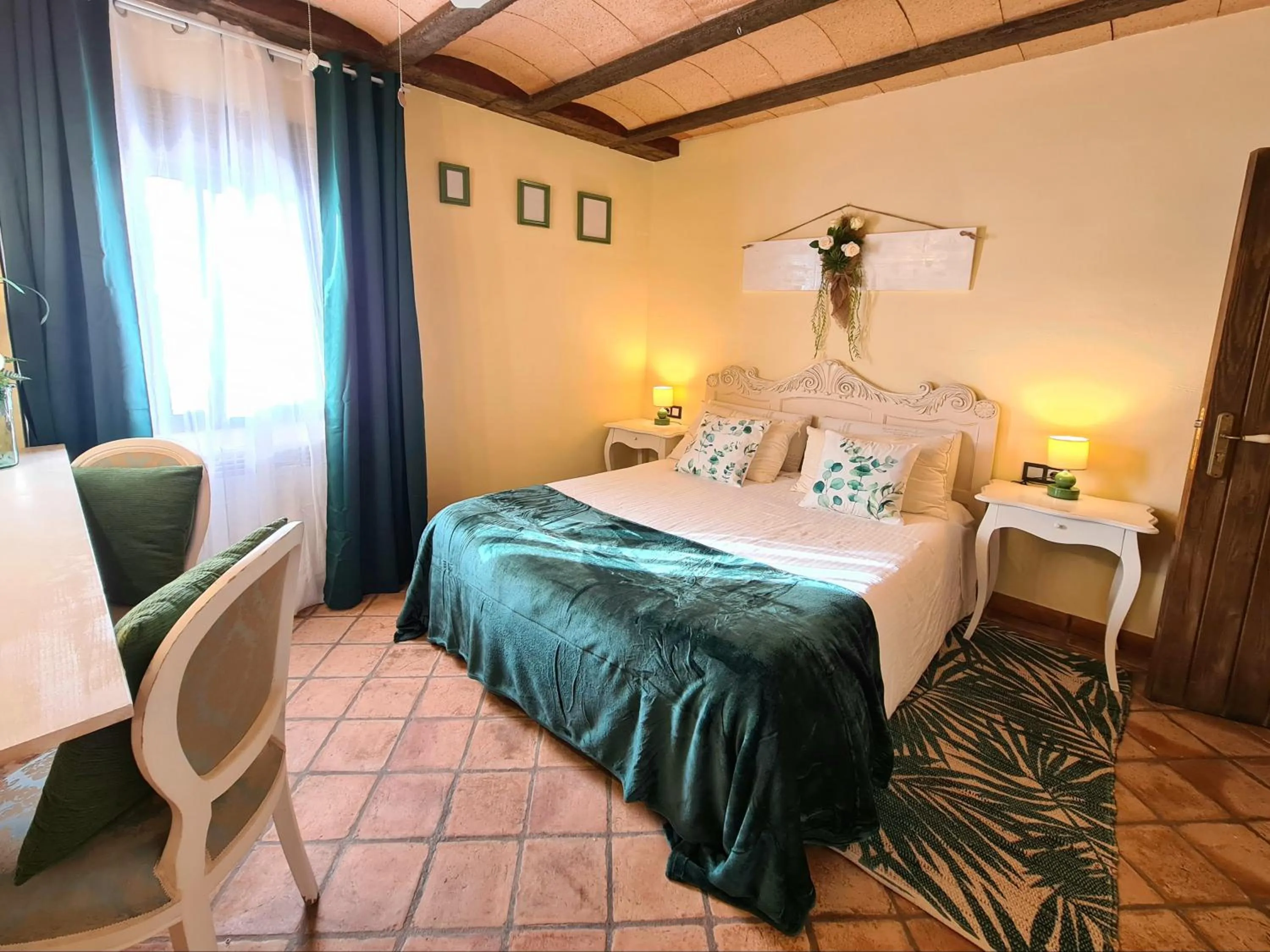 Bed in Hotel Rural & Spa Mas Prat