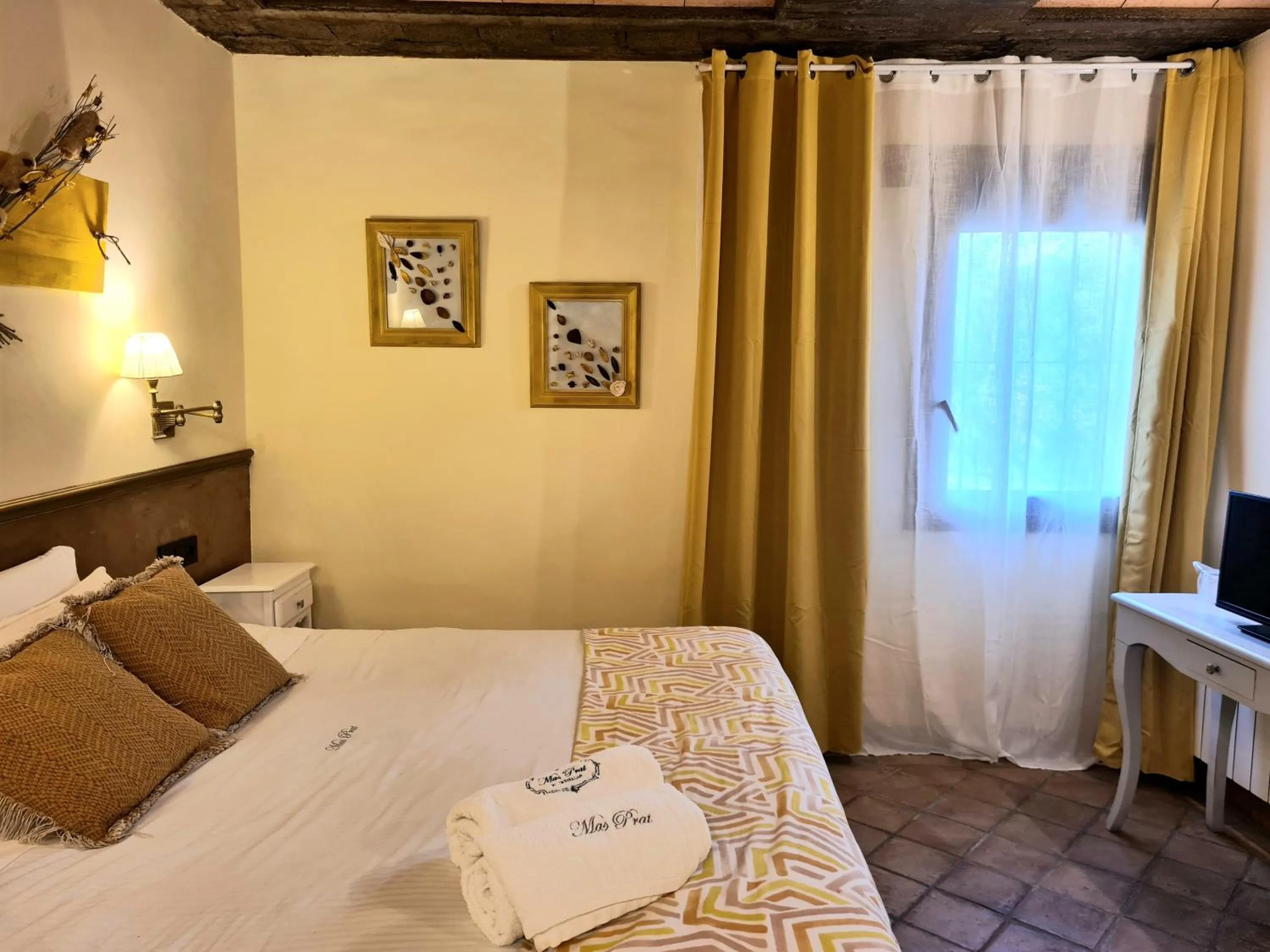 Bed in Hotel Rural & Spa Mas Prat
