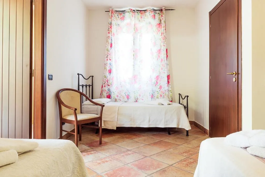 Bedroom, Bed in Agriturismo San Basilio