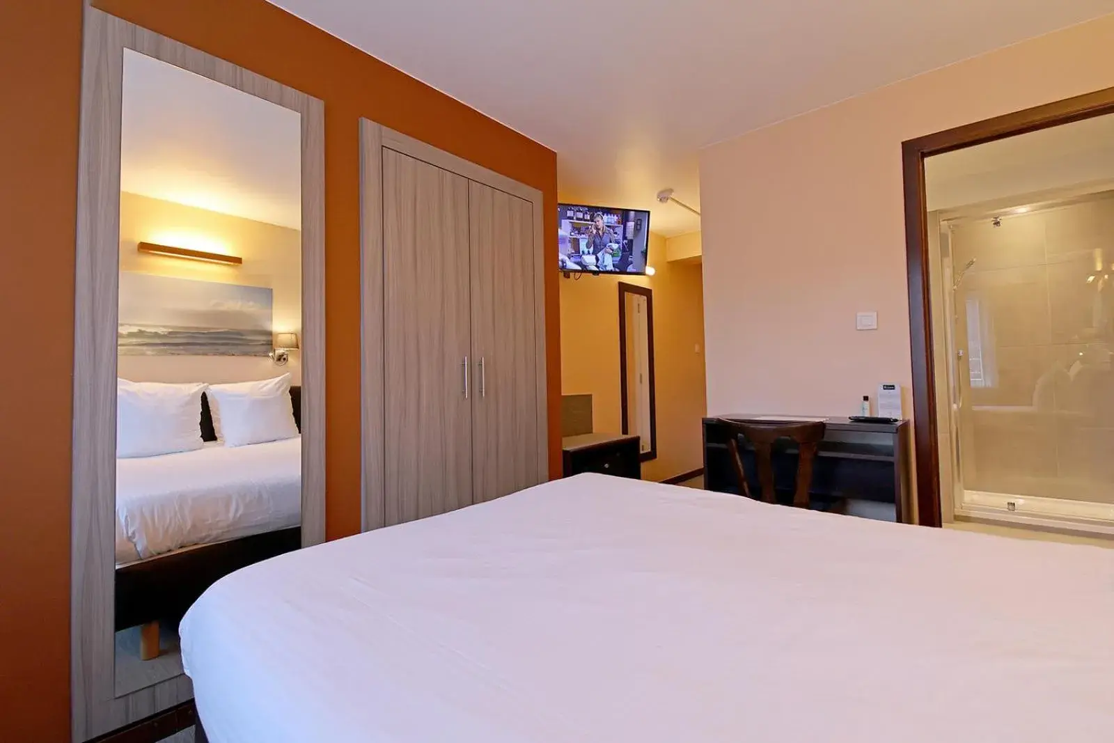 Standard Double Room in Hotel Uilenspiegel Standard Double Room in Hotel Uilenspiegel