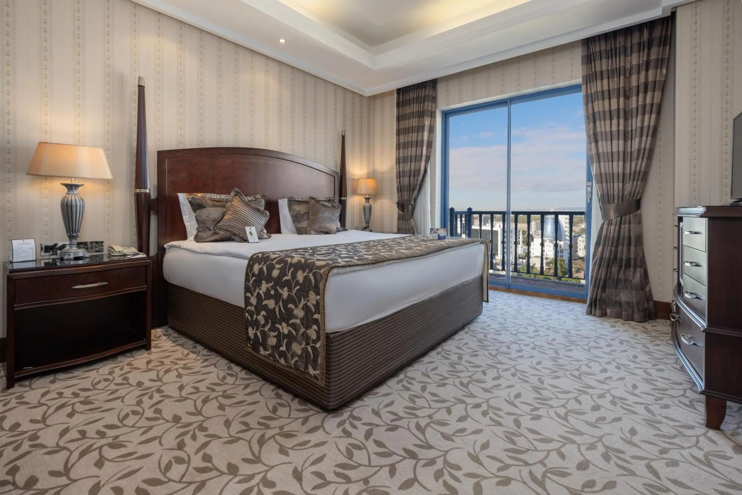 Bed in Merit Lefkosa Hotel & Casino