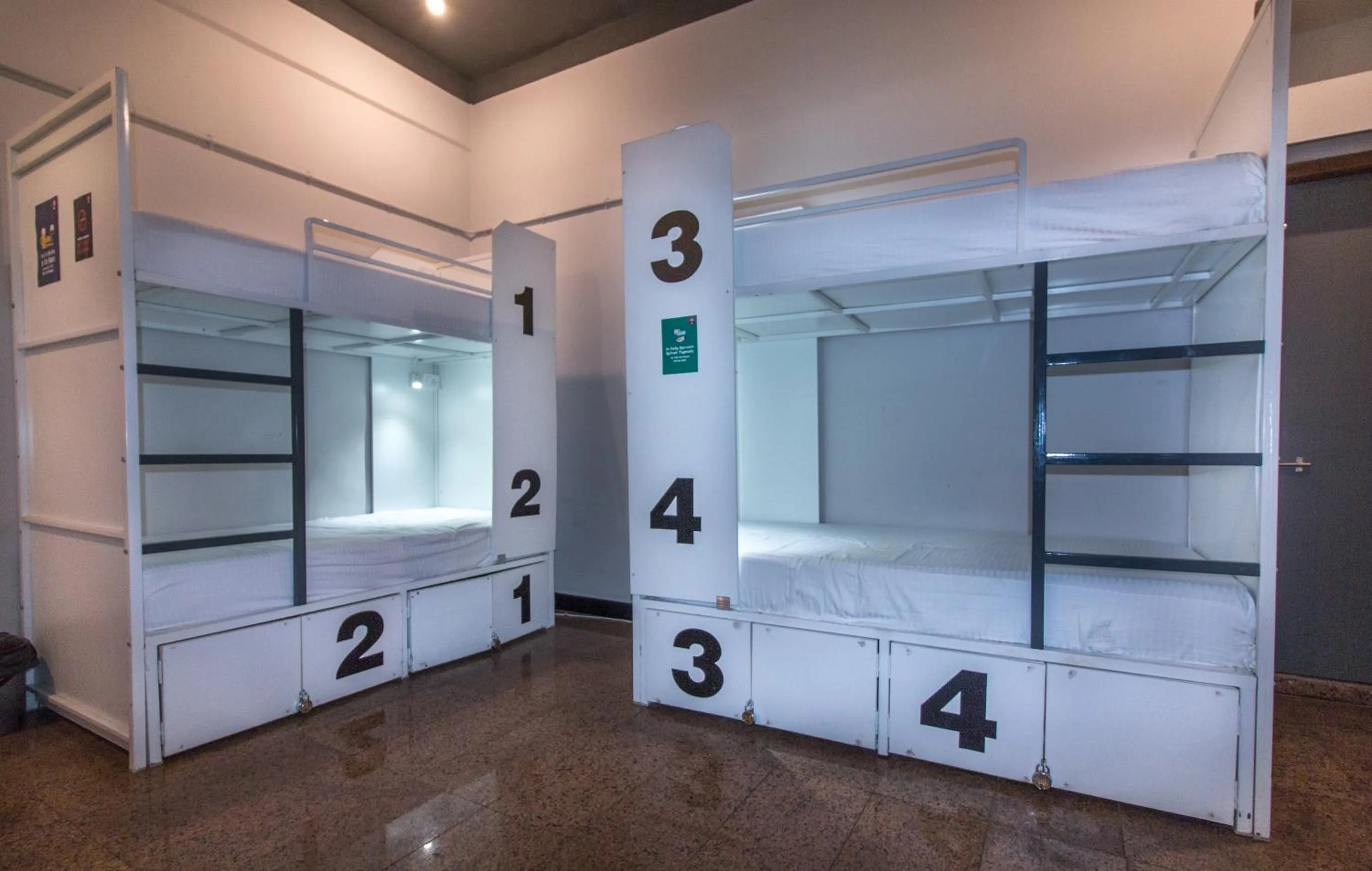 Bedroom in Backpacker Cowies