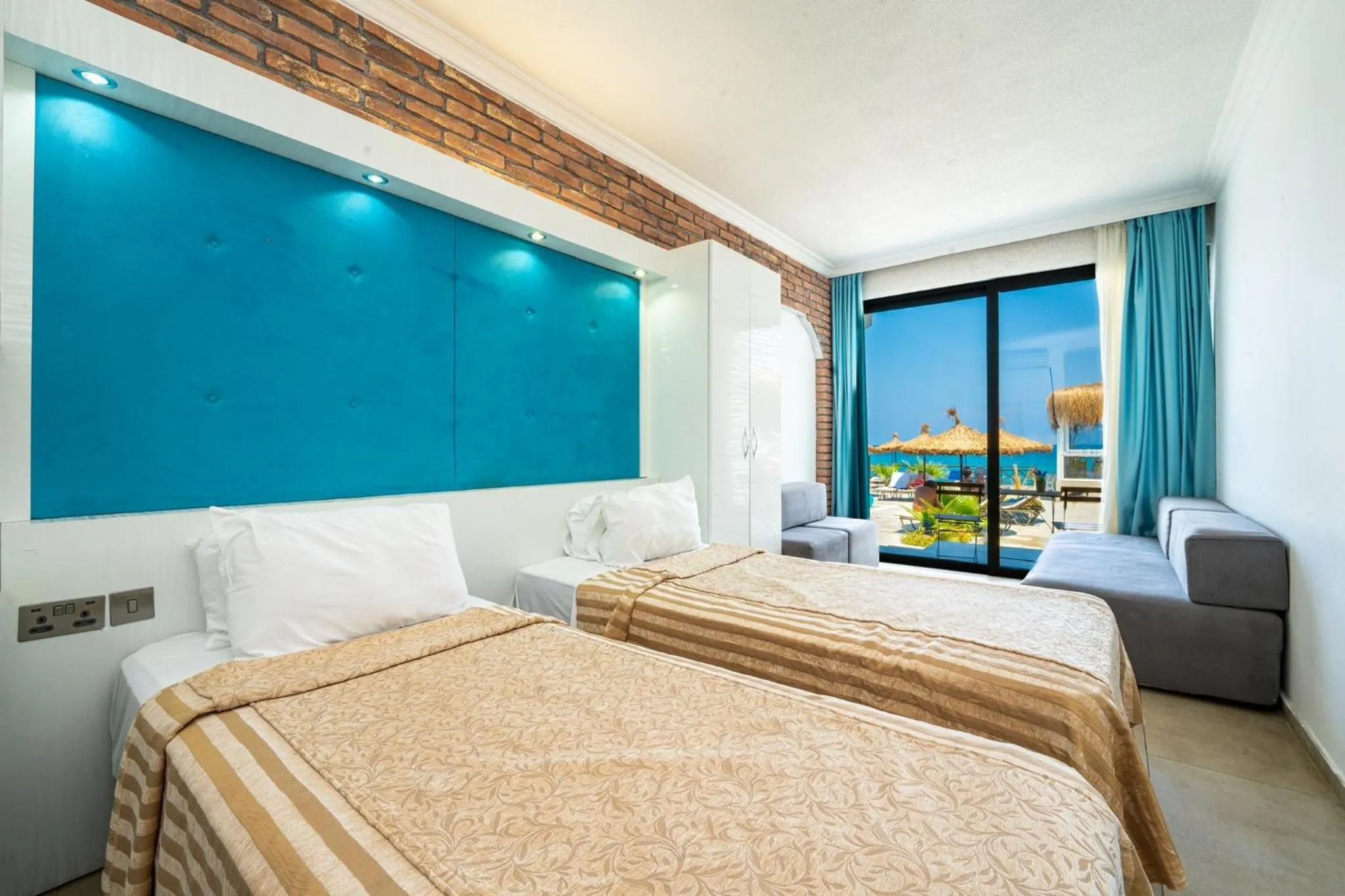 Bed in Manolya Hotel