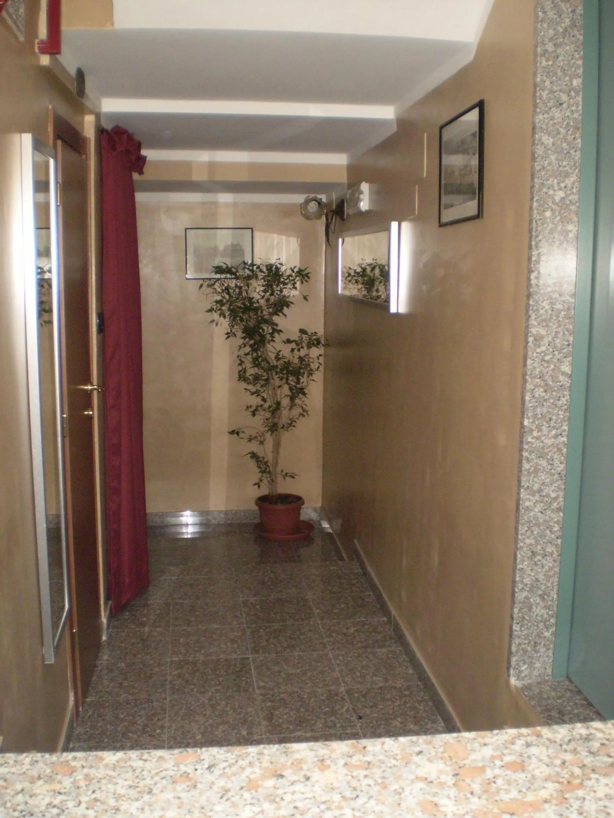 Decorative detail in Albergo Posta