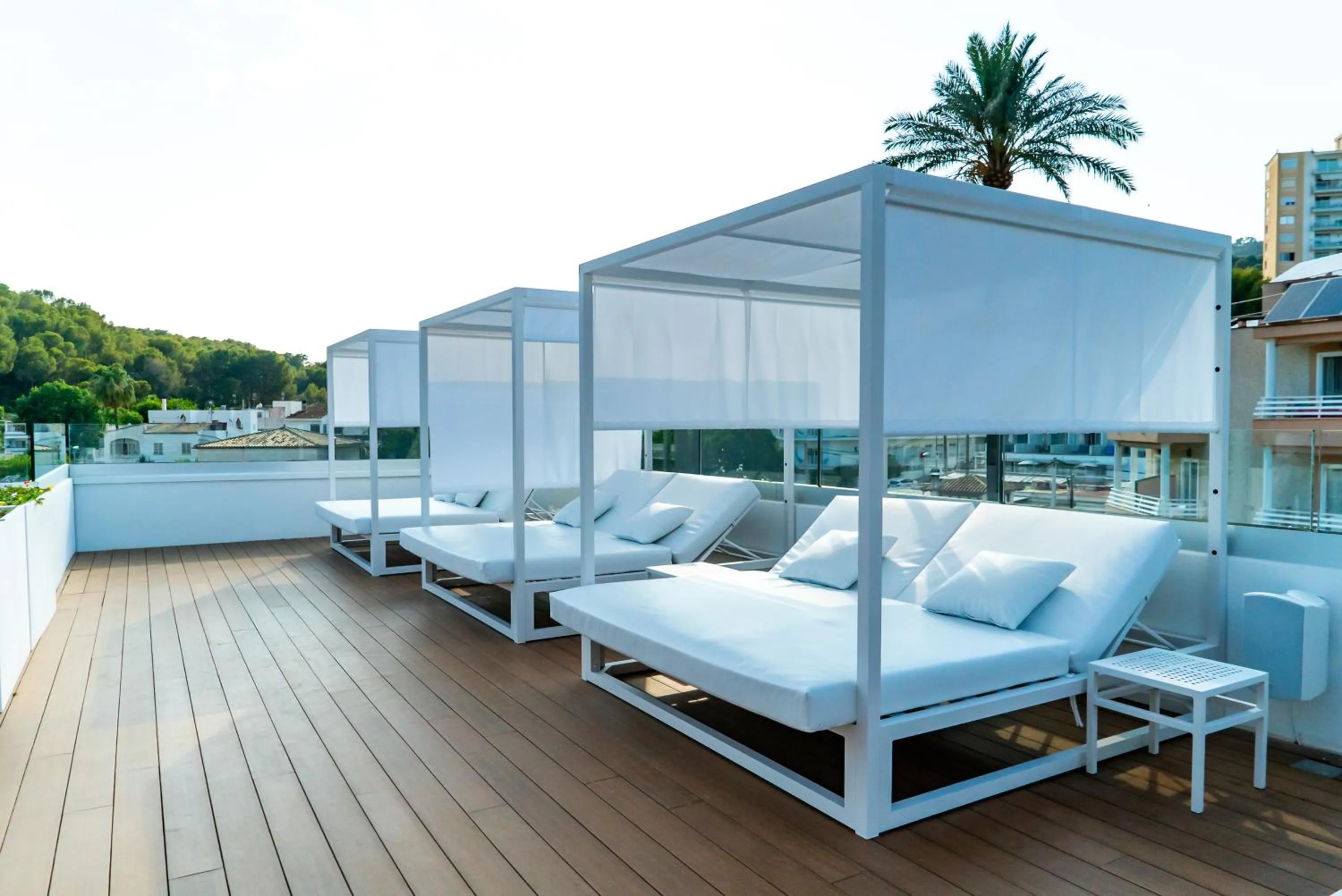 sunbed in Cupido Boutique Hotel