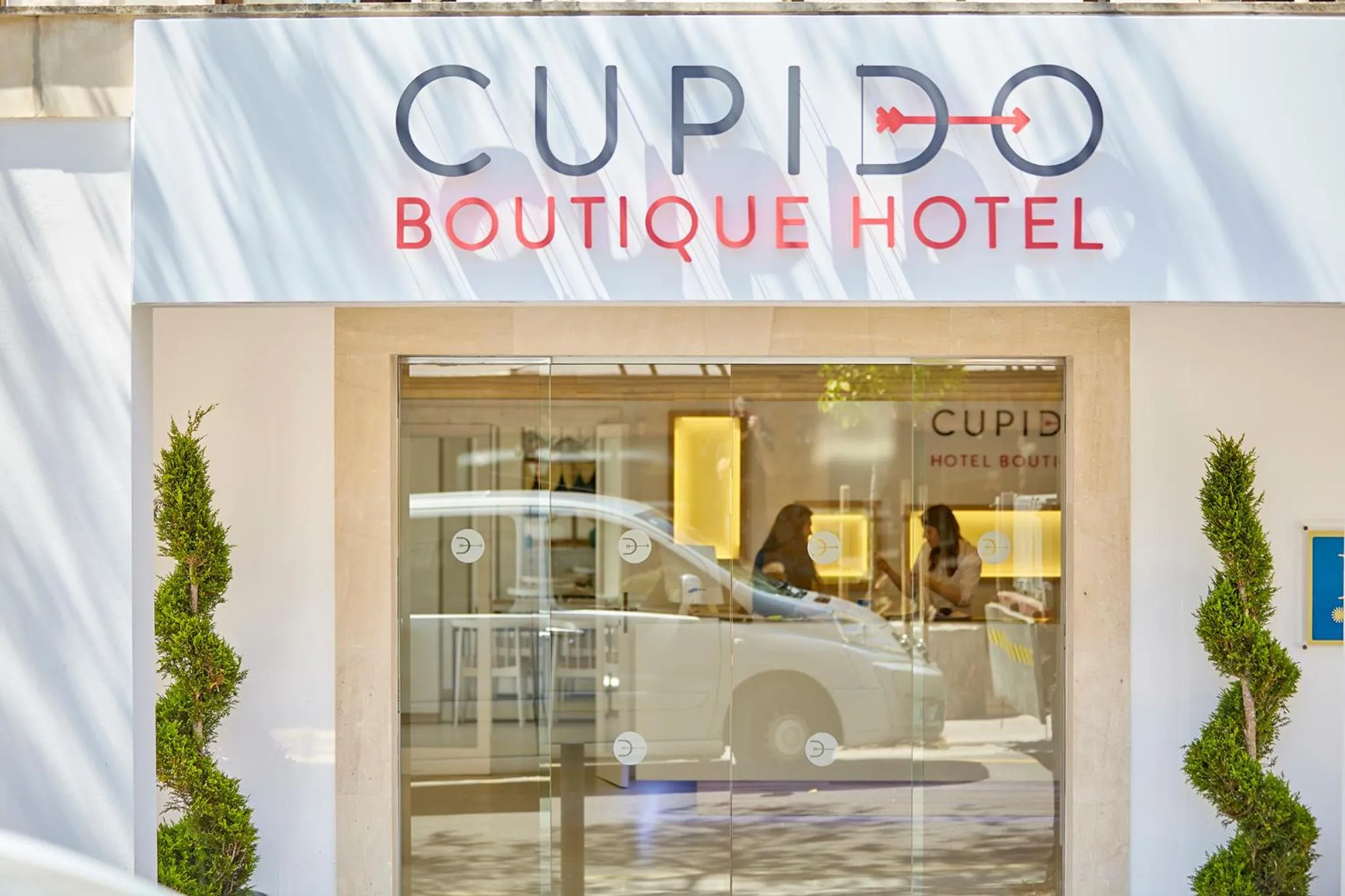 Facade/entrance in Cupido Boutique Hotel