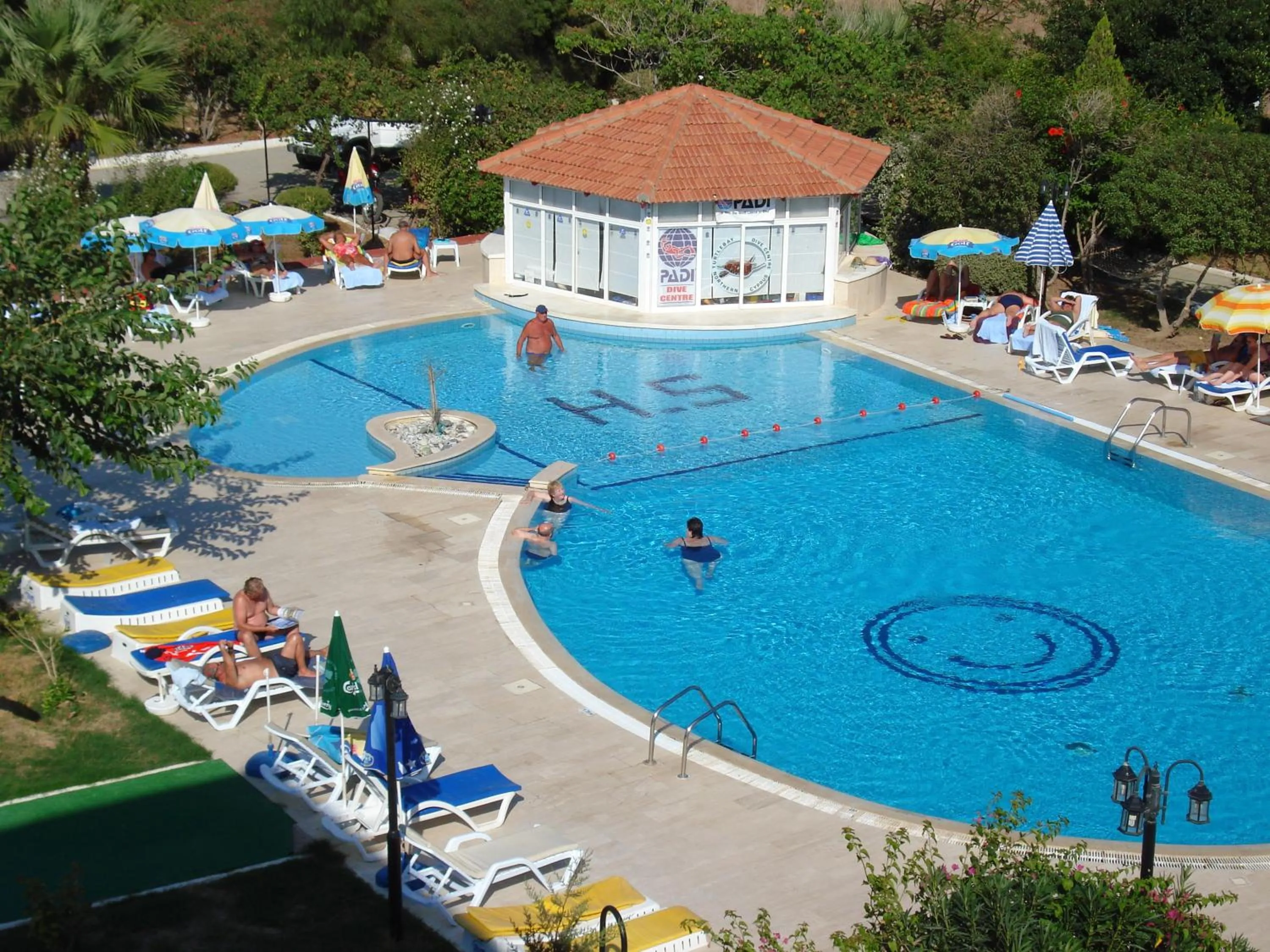 Swimming pool in Hotel Sempati