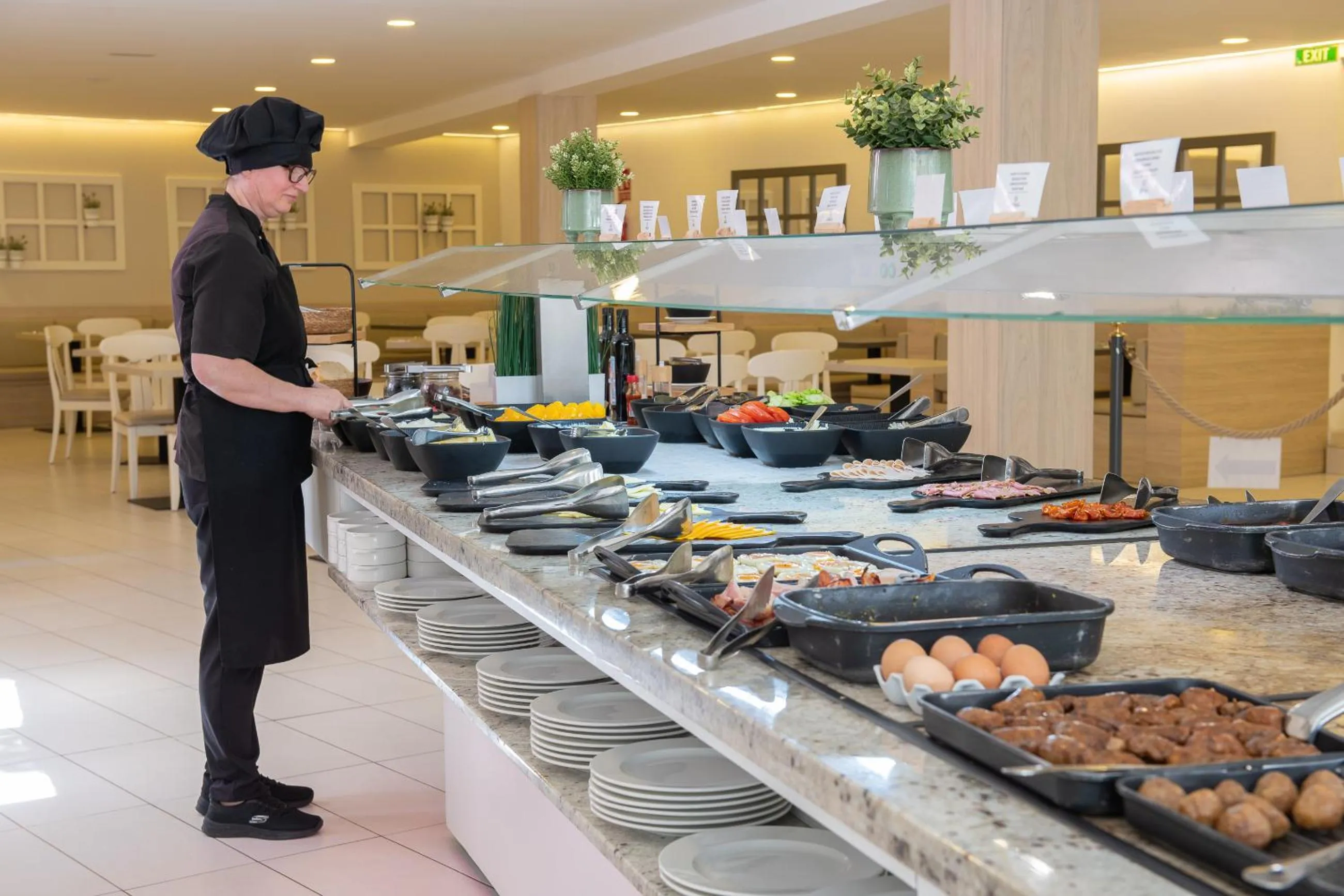 Breakfast in FLOR los Almendros Apartamentos