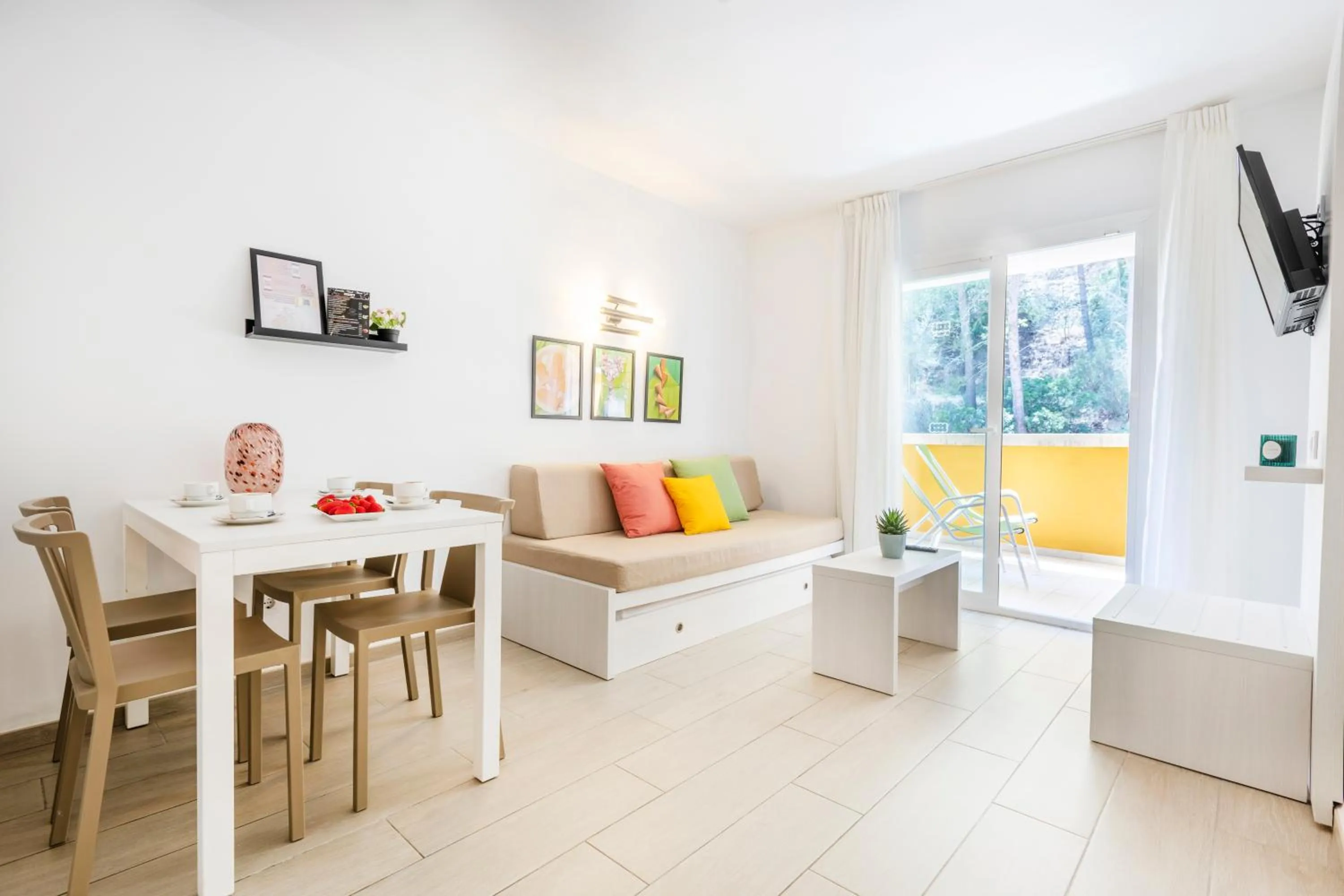 Living room in FLOR los Almendros Apartamentos
