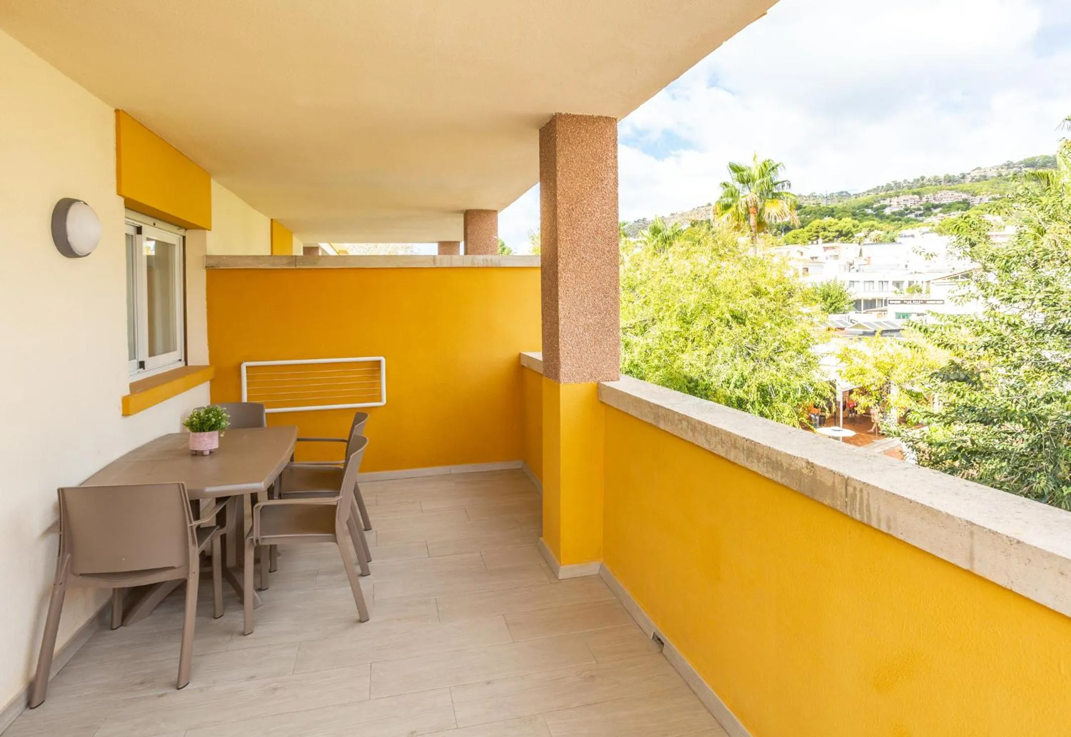 Balcony/Terrace in FLOR los Almendros Apartamentos