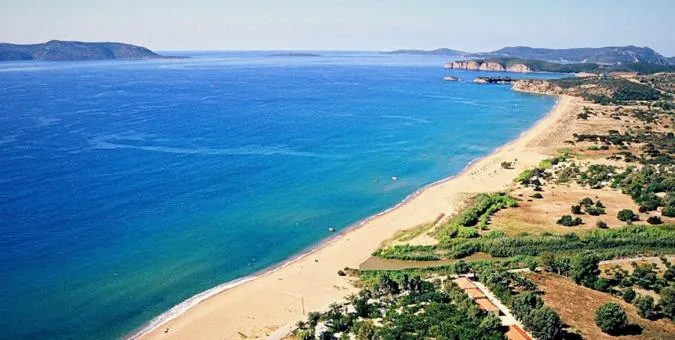Beach in Finiki Plaza