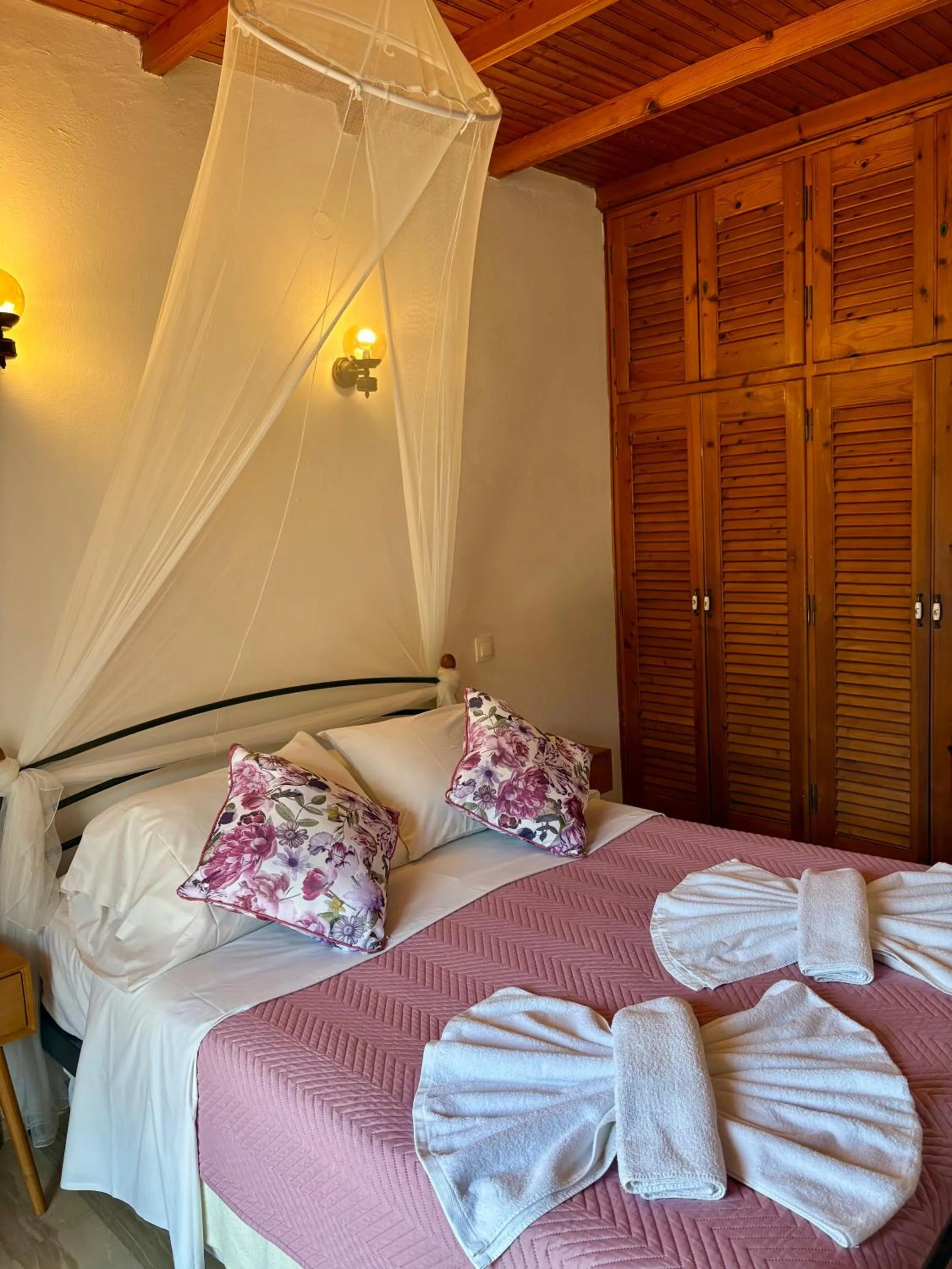 Bedroom in Eros Beach Hotel