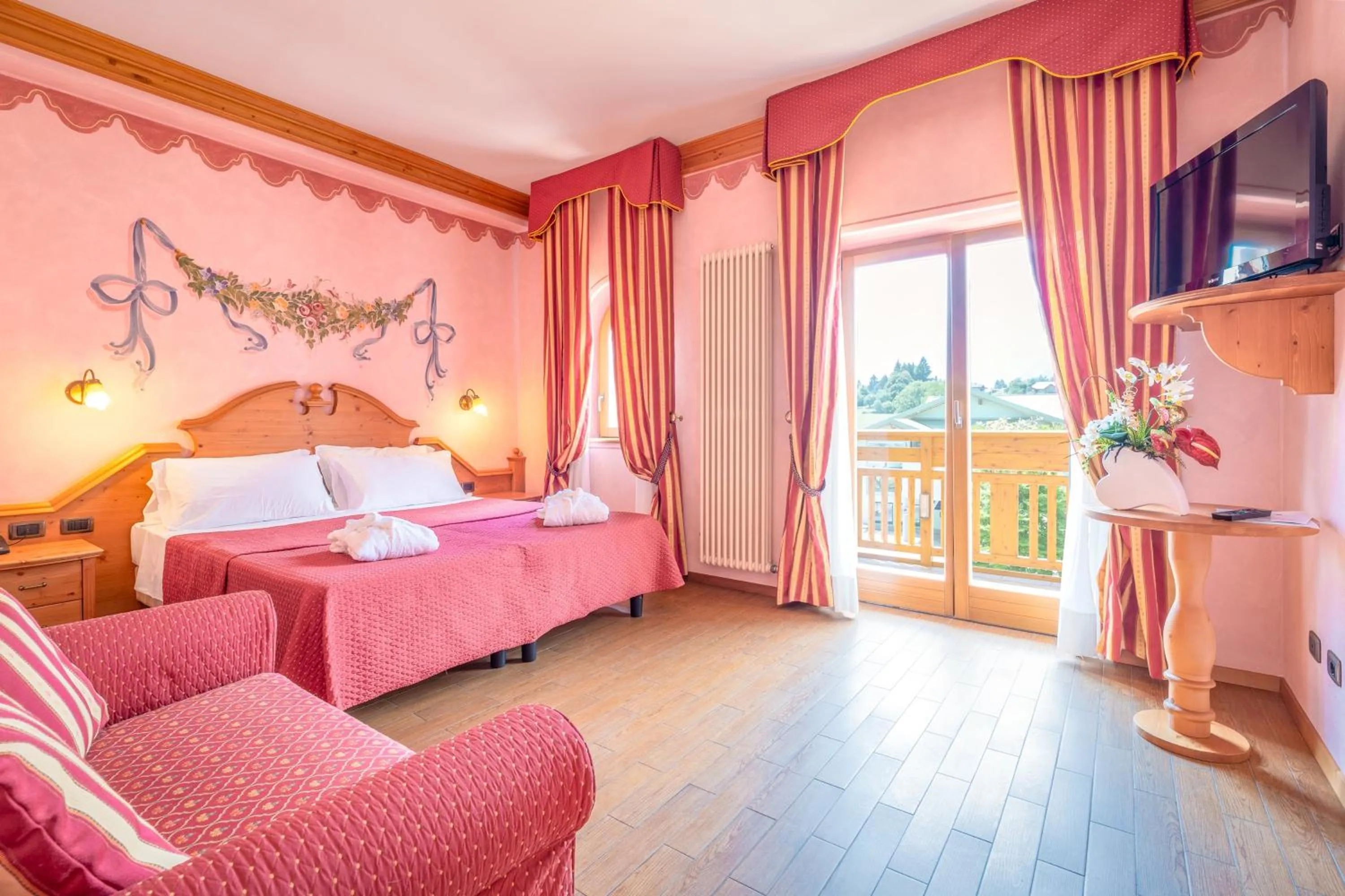 Bedroom, Bed in Hotel Fai