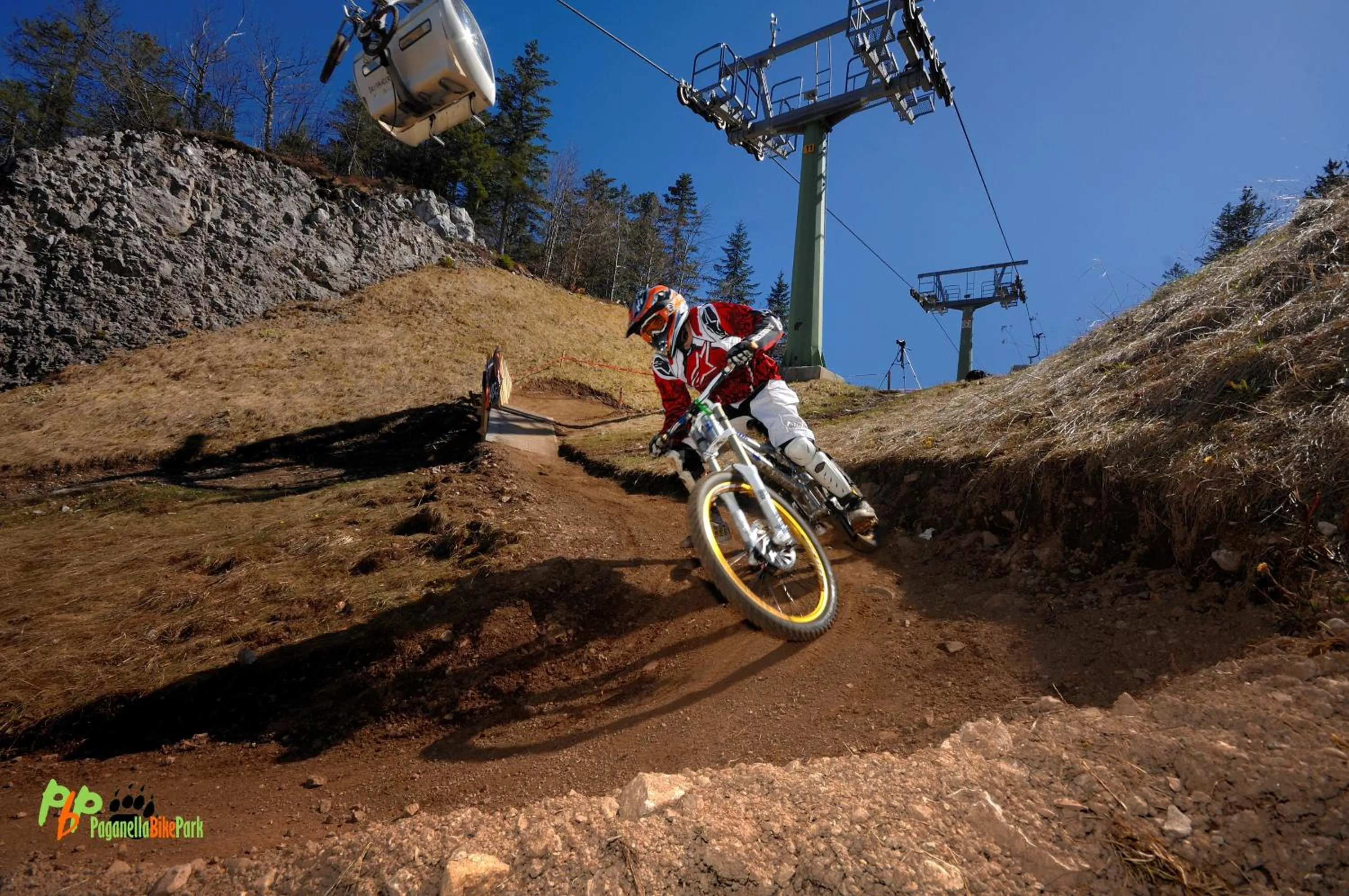 Cycling in Hotel Fai