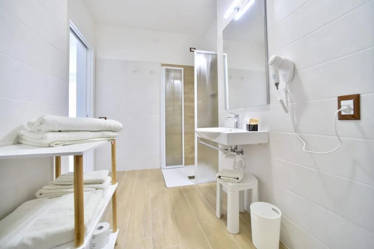 Bathroom in Hotel Di Giovanni