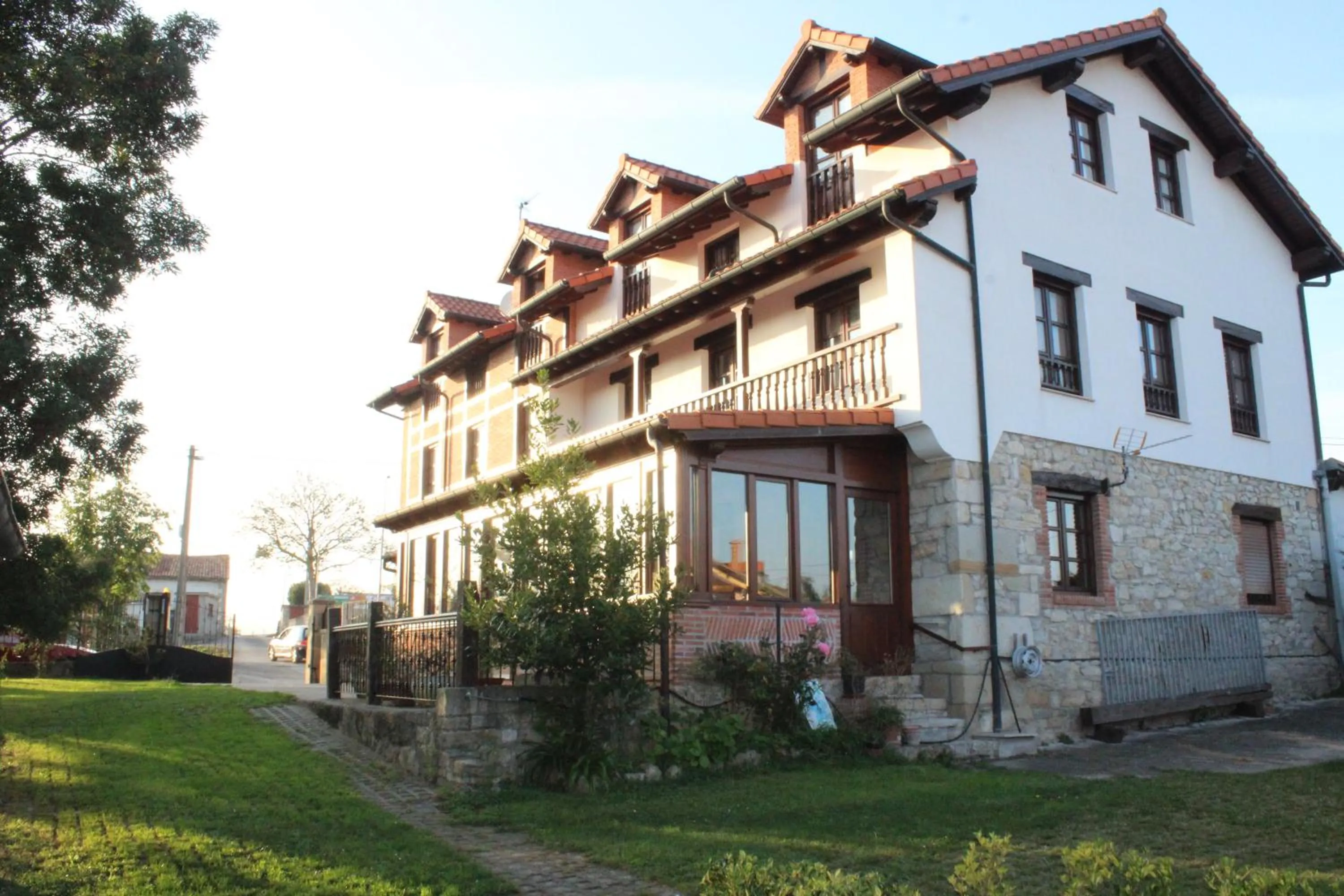 Facade/entrance in Posada La Cabaña De Salmon
