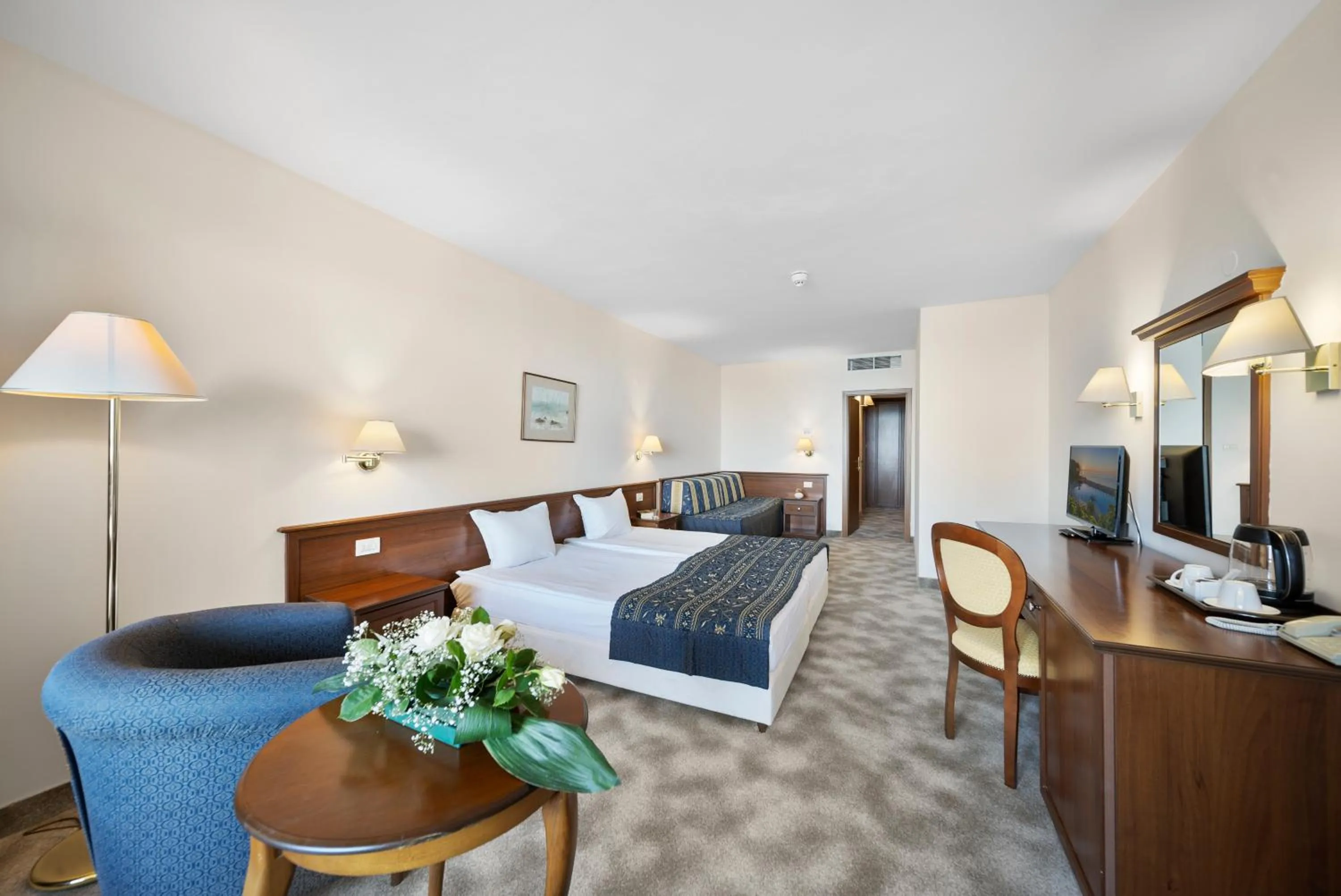 Bed in HVD Riviera Beach Ultra All Inclusive & Mineral Pool - Private Beach & Free Parking