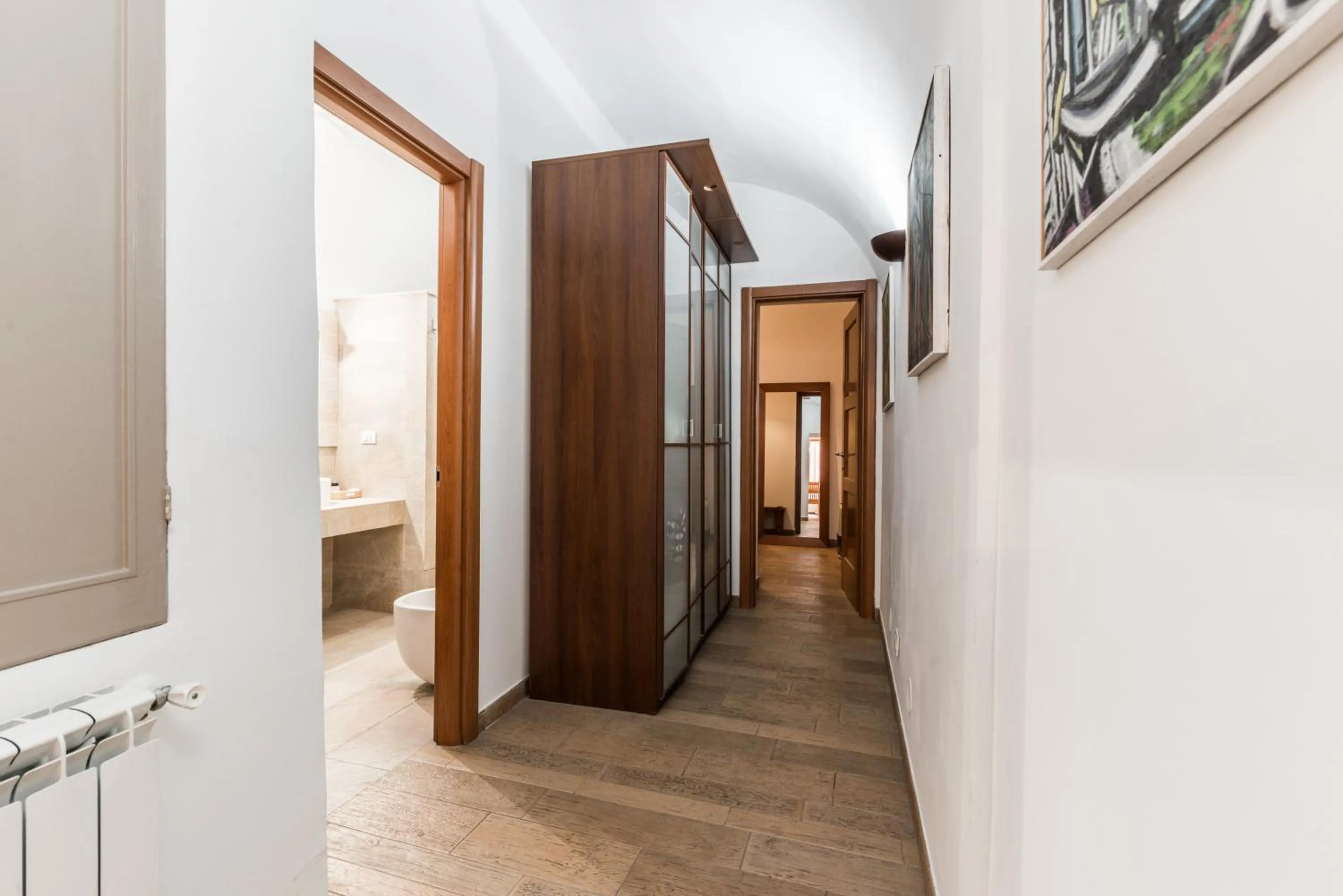 Bathroom in Lovin Roma Piazza di Spagna