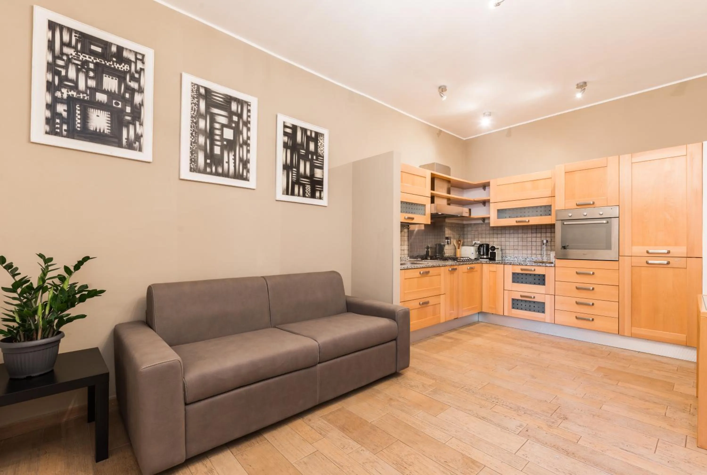 Communal lounge/ TV room in Lovin Roma Piazza di Spagna