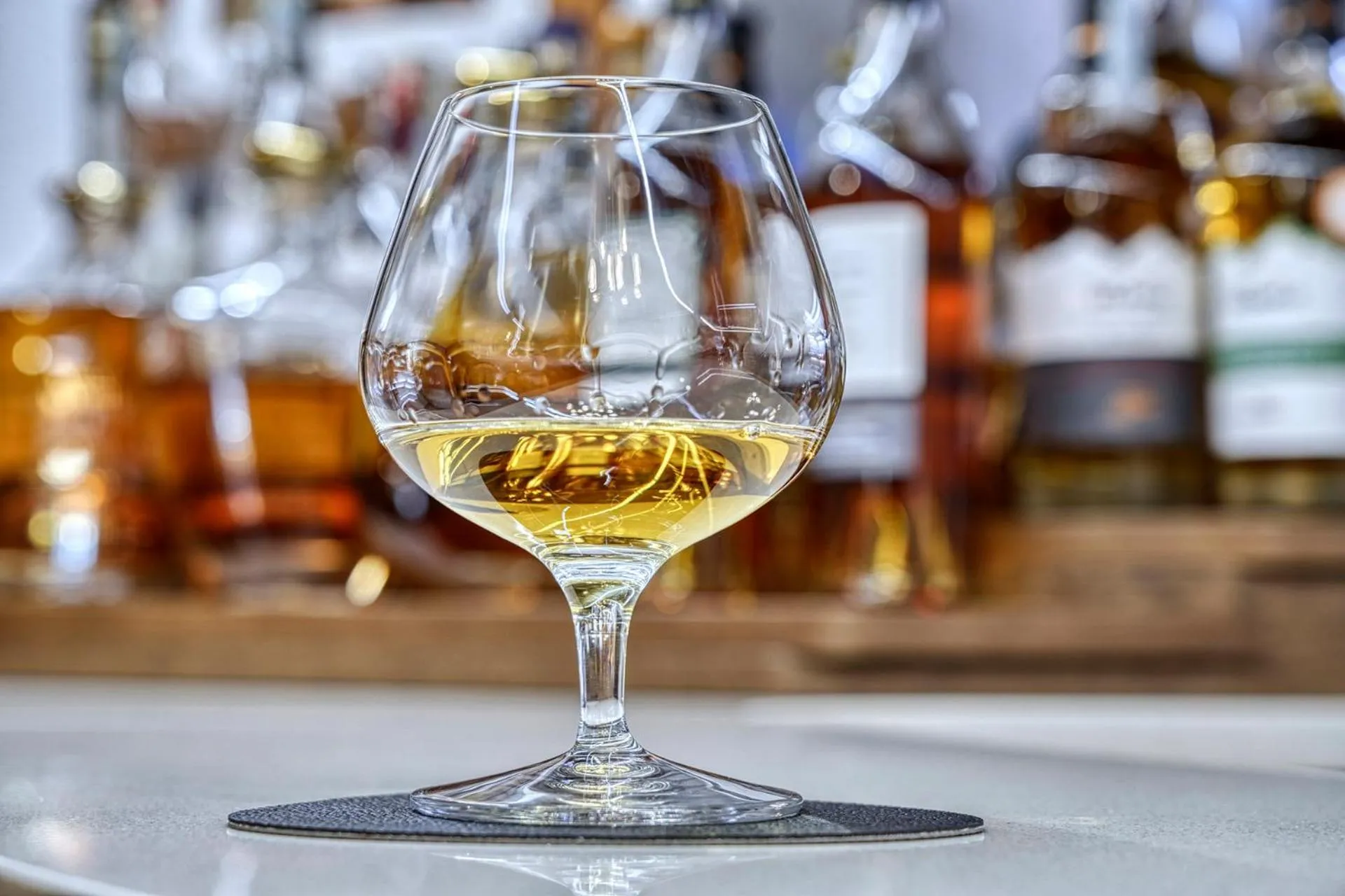 Lounge or bar in Brunet - The Dolomites Resort