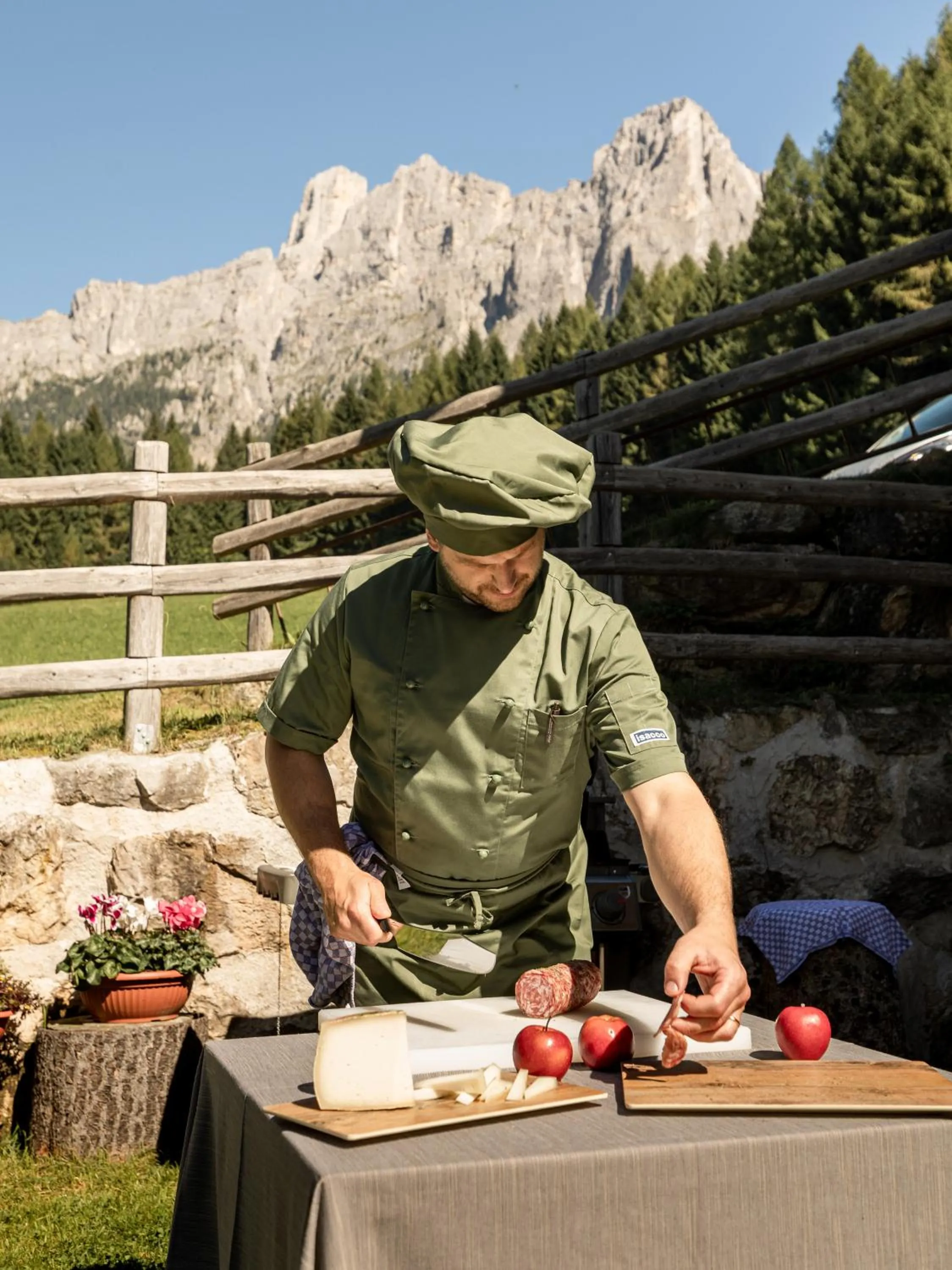kitchen in Brunet - The Dolomites Resort