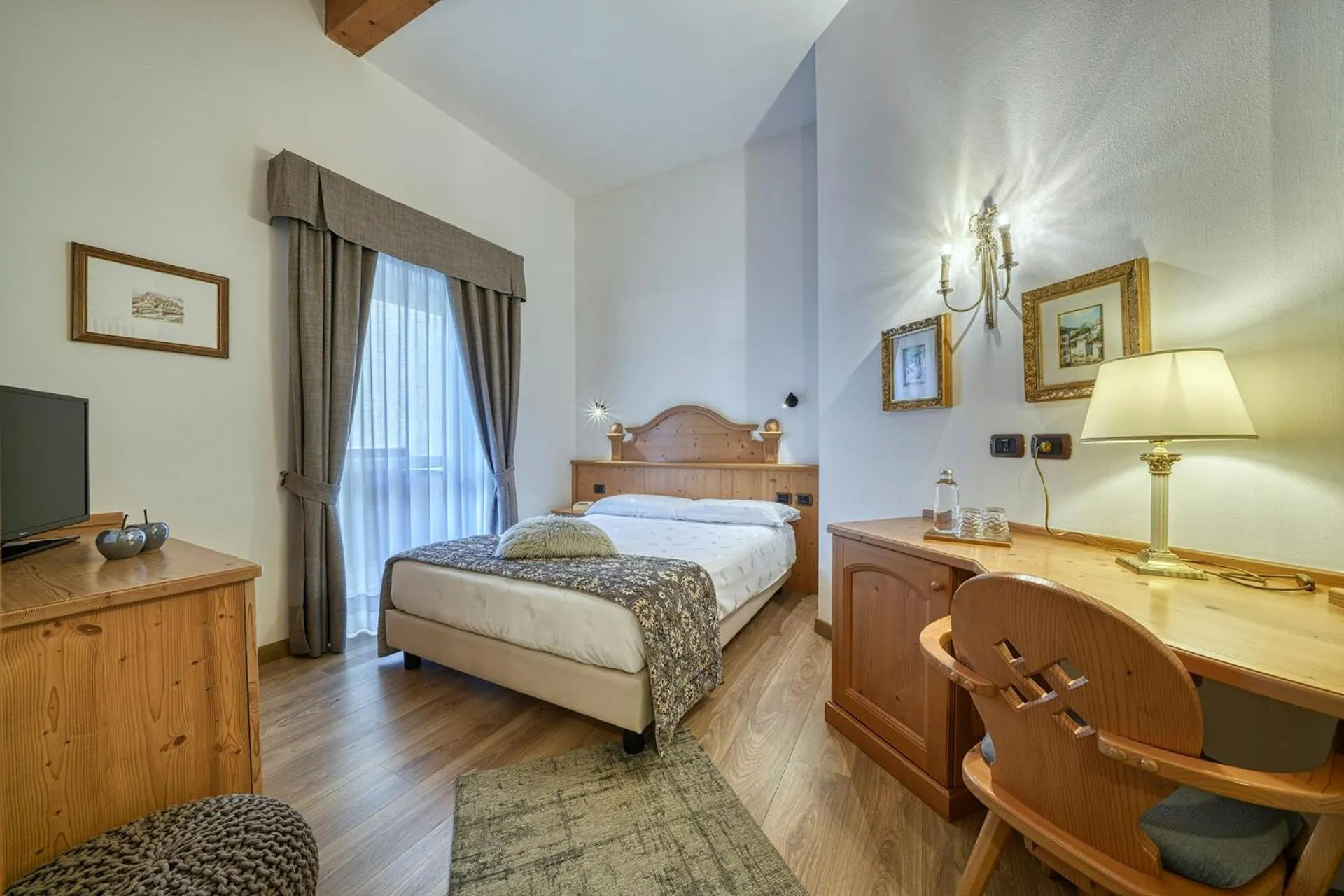 Bed in Brunet - The Dolomites Resort