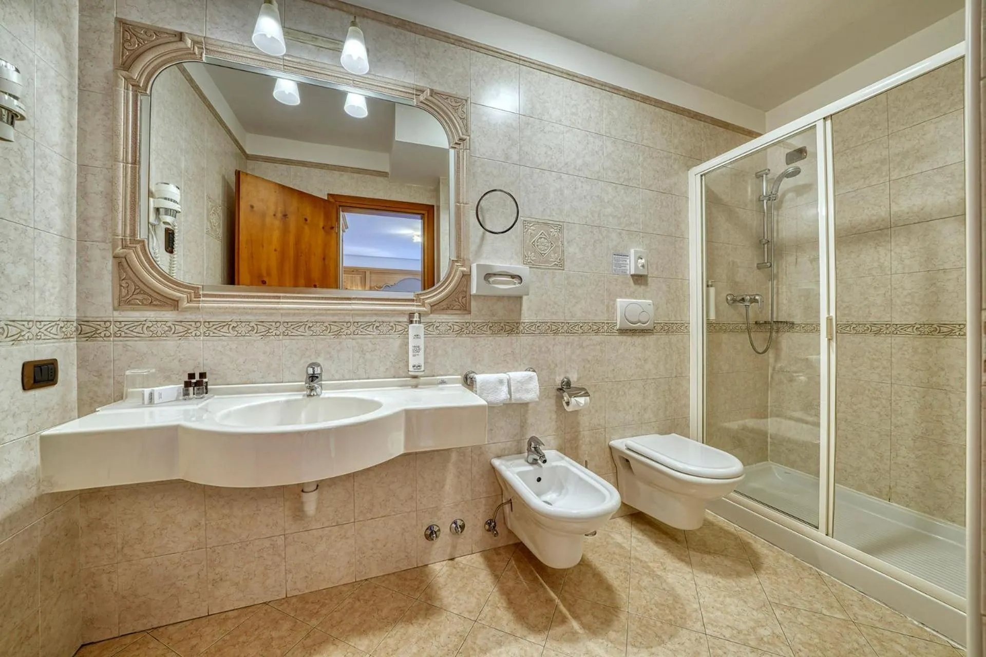 Bathroom in Brunet - The Dolomites Resort