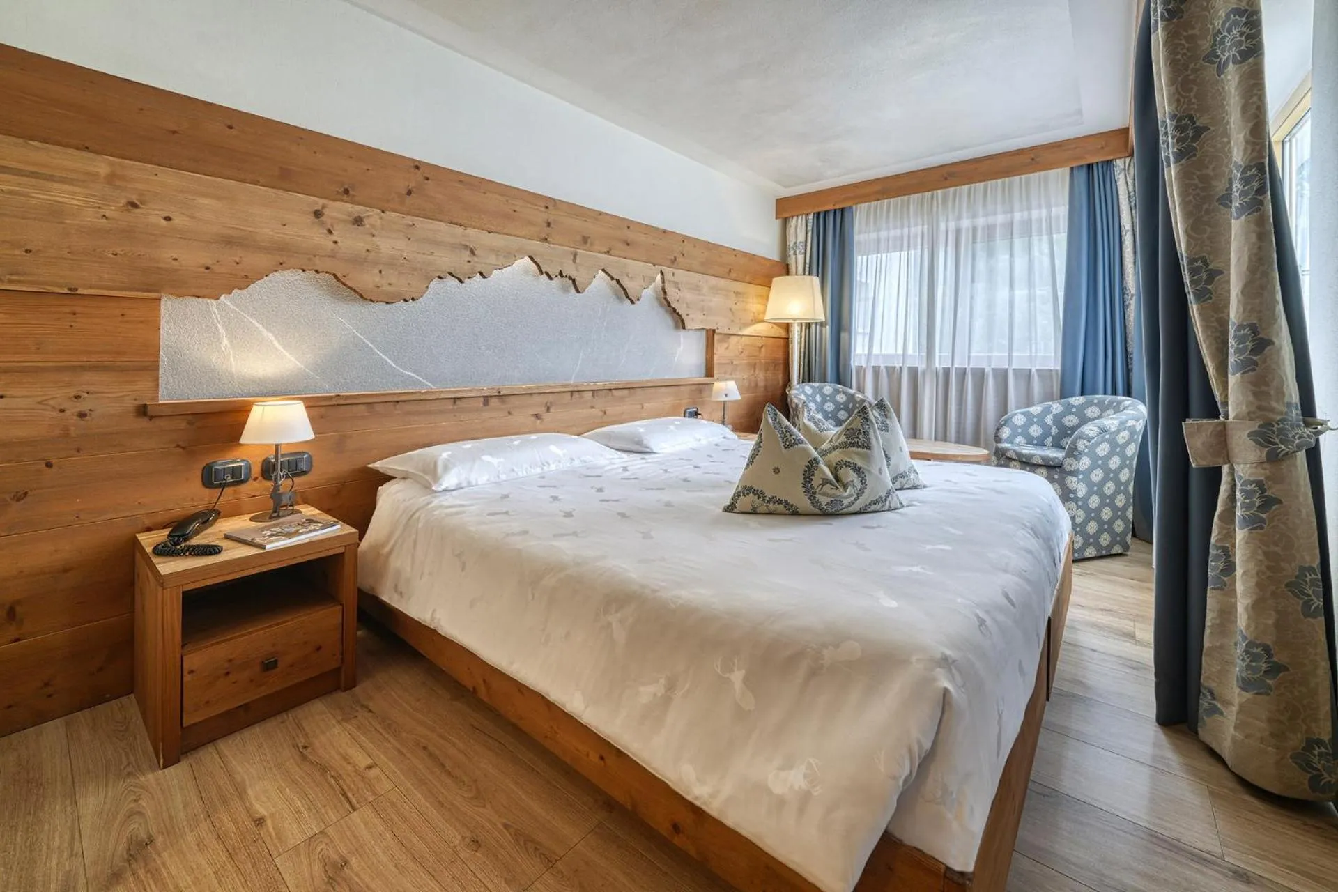 Bed in Brunet - The Dolomites Resort
