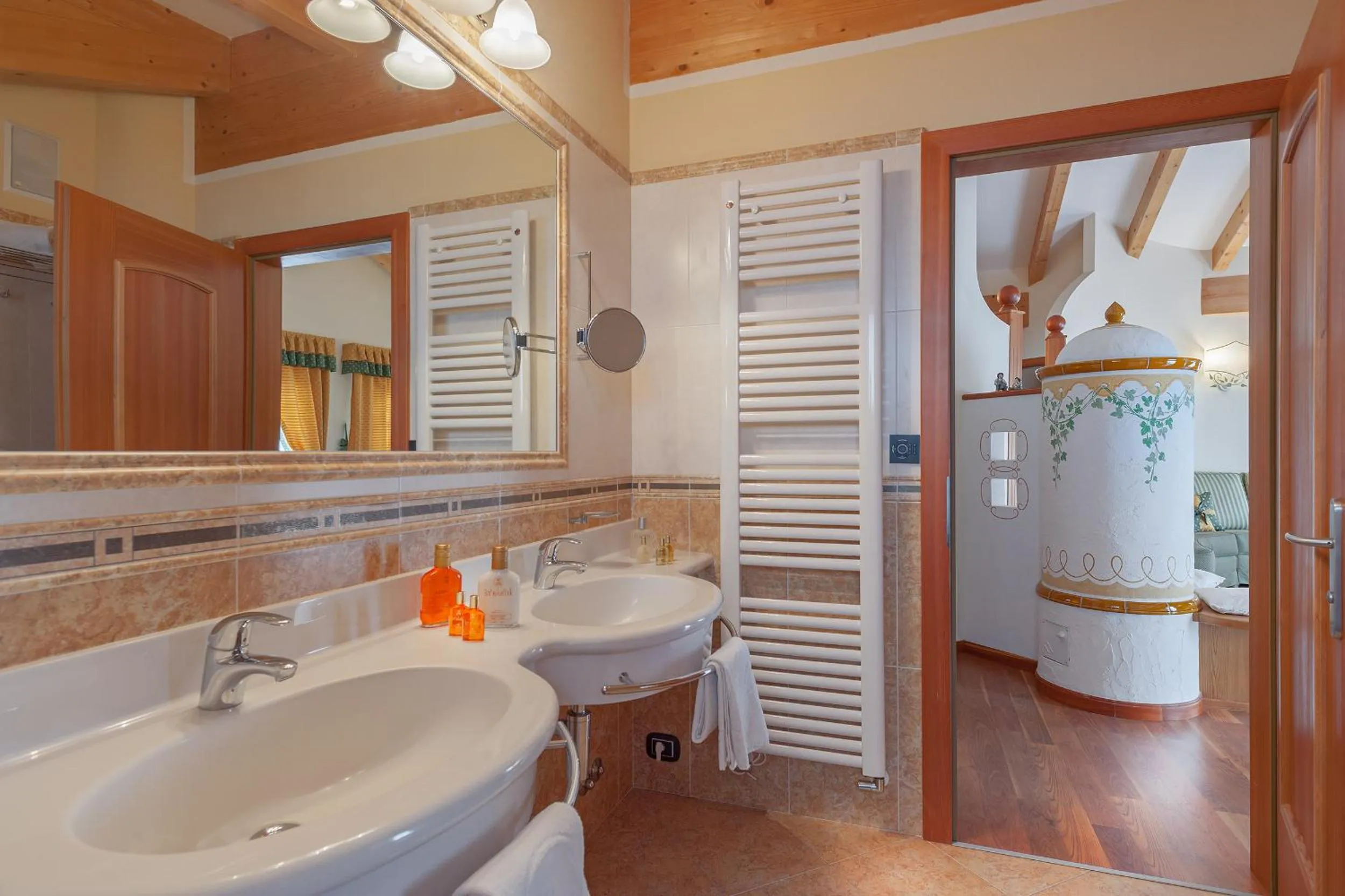 Bathroom in Brunet - The Dolomites Resort