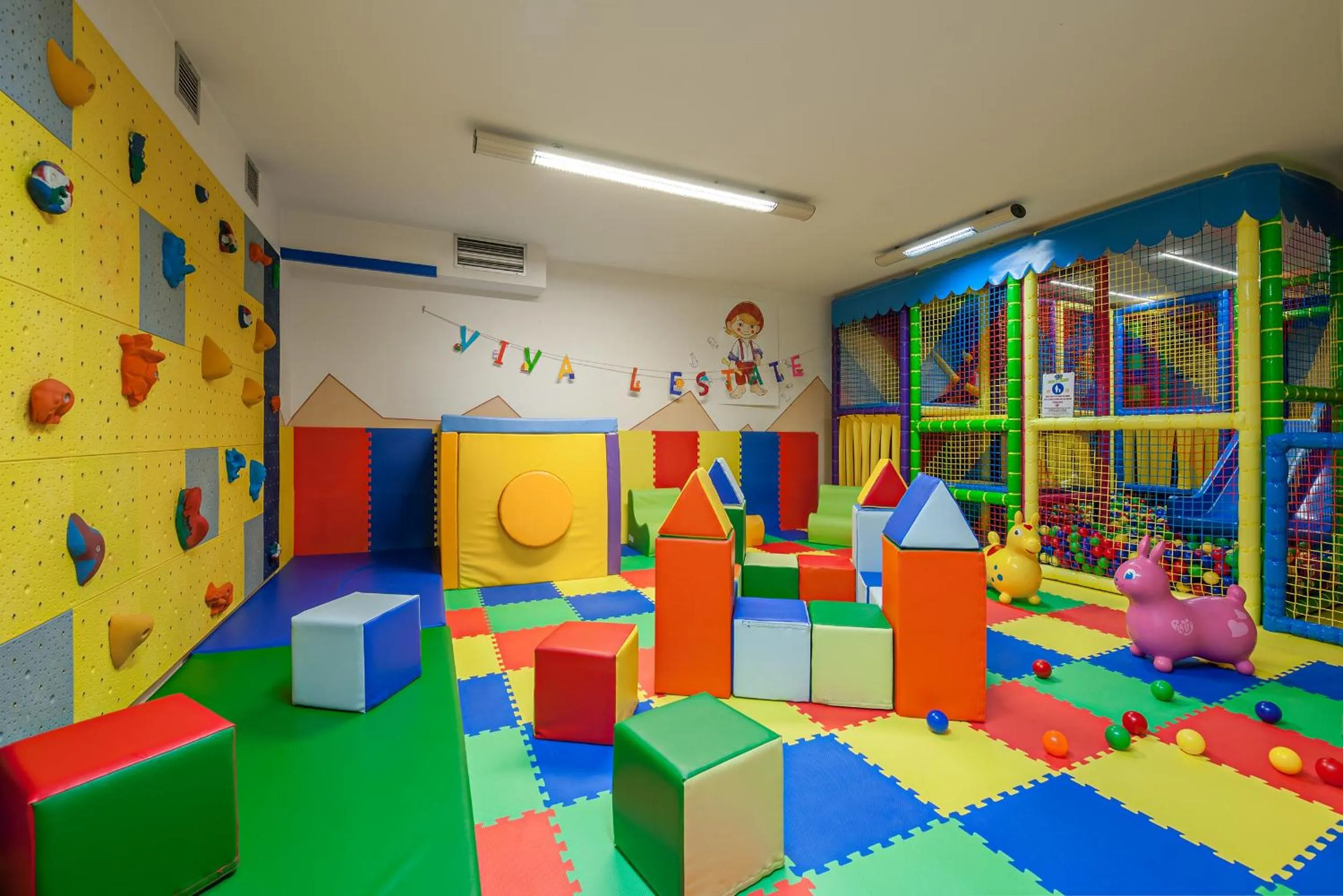 Kids's club in Brunet - The Dolomites Resort