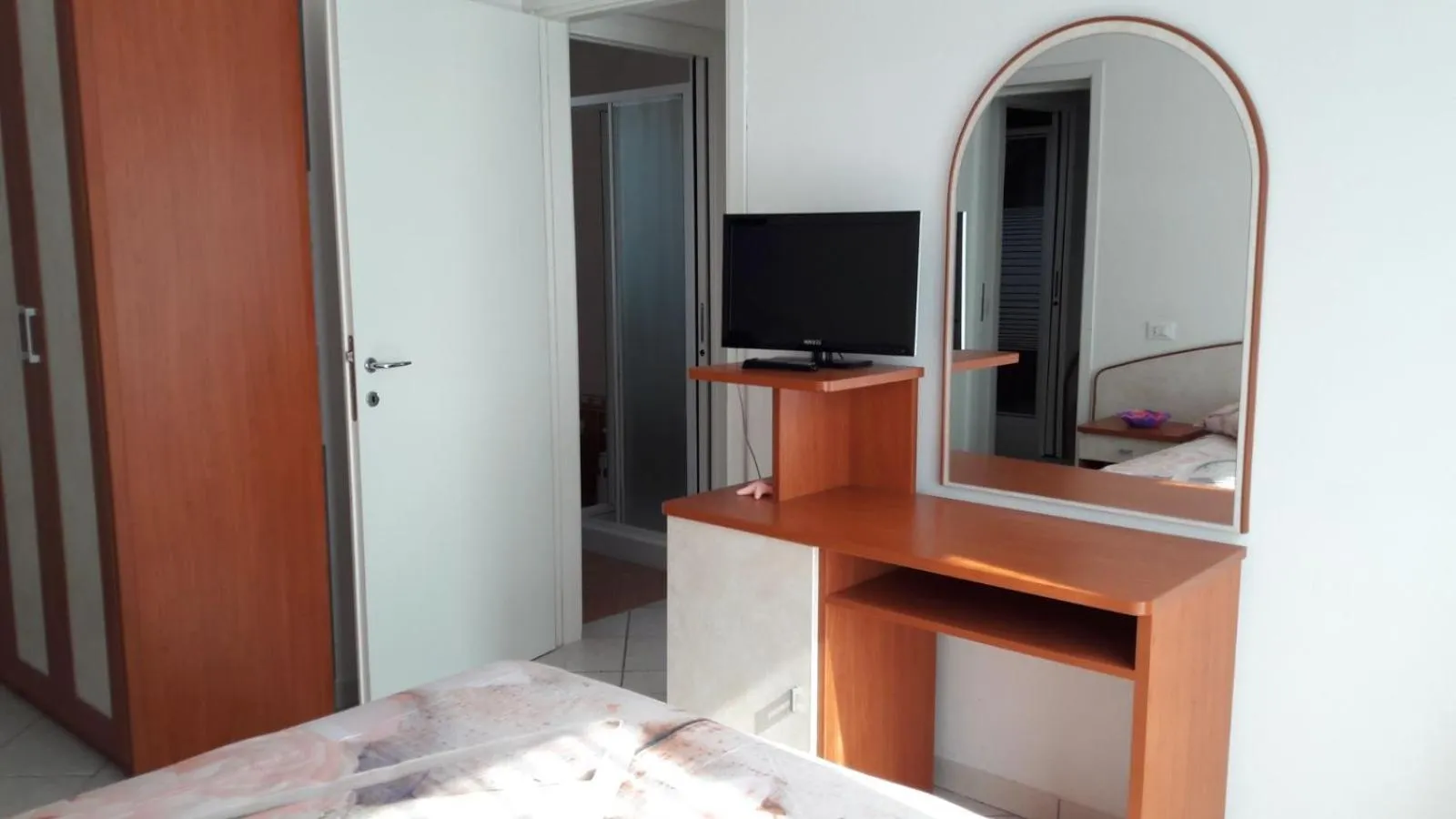 Other, Bed in Residence Onda Blu