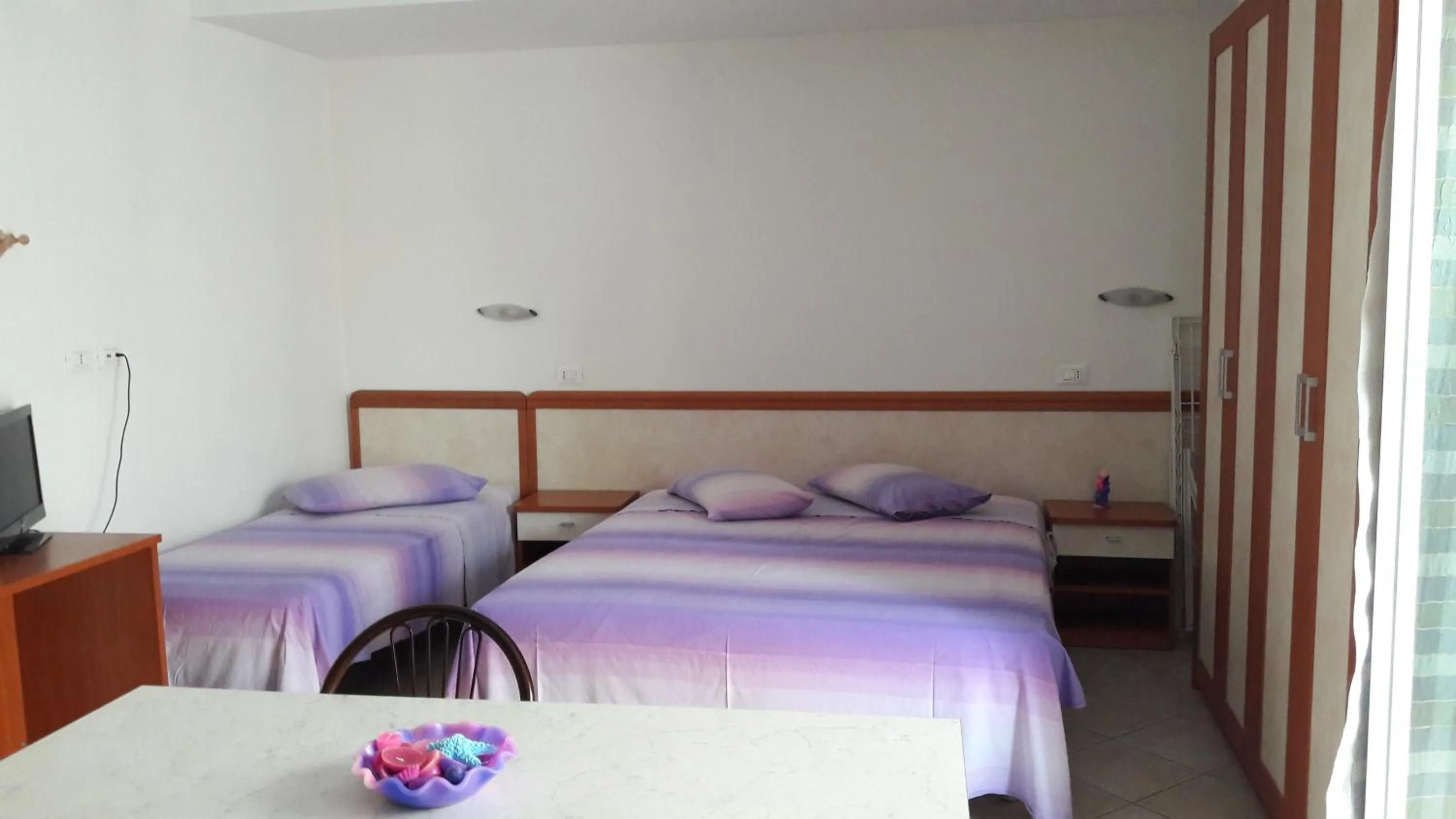 TV and multimedia, Bed in Residence Onda Blu