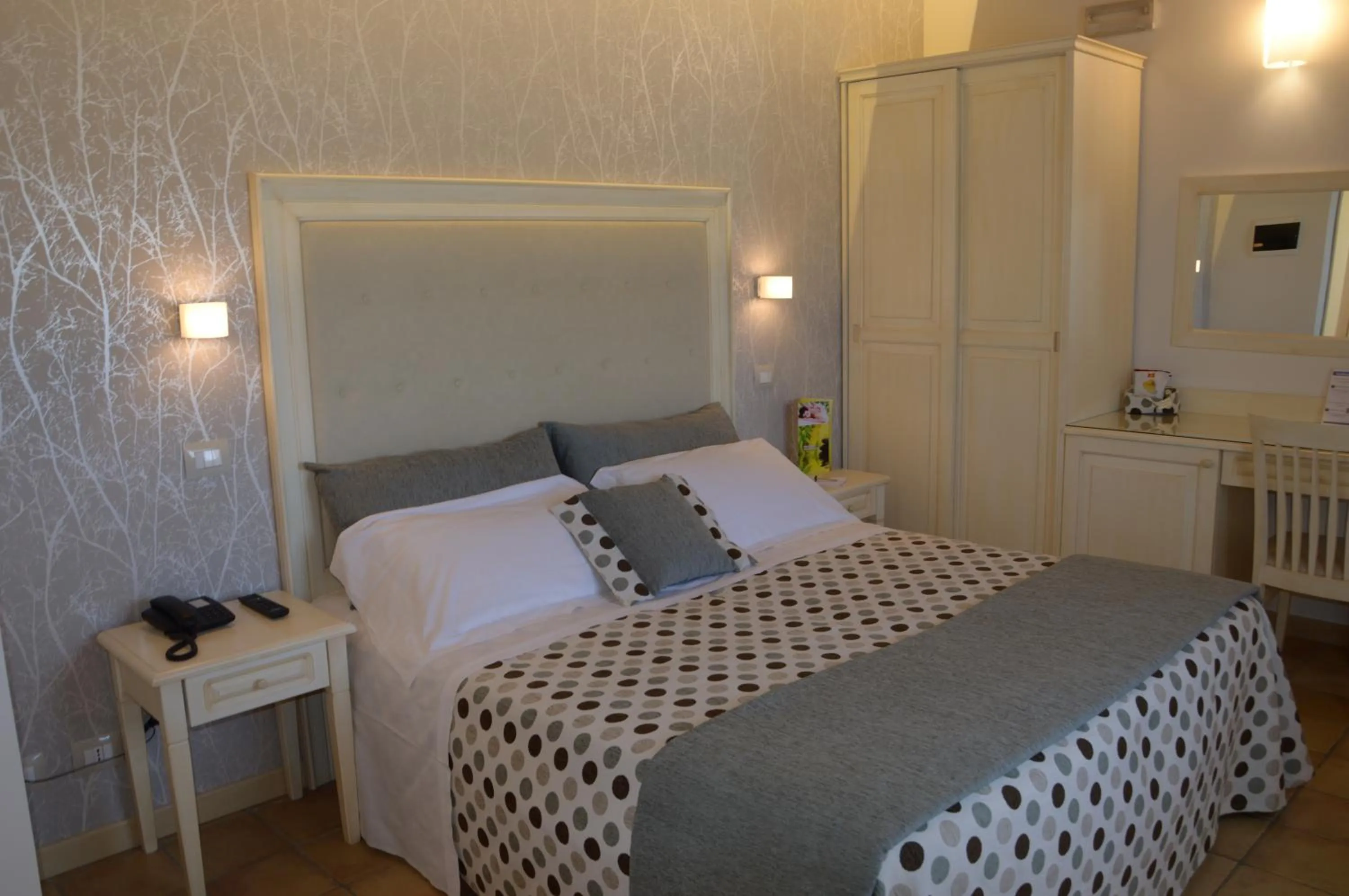 Photo of the whole room, Bed in Artemisia Resort