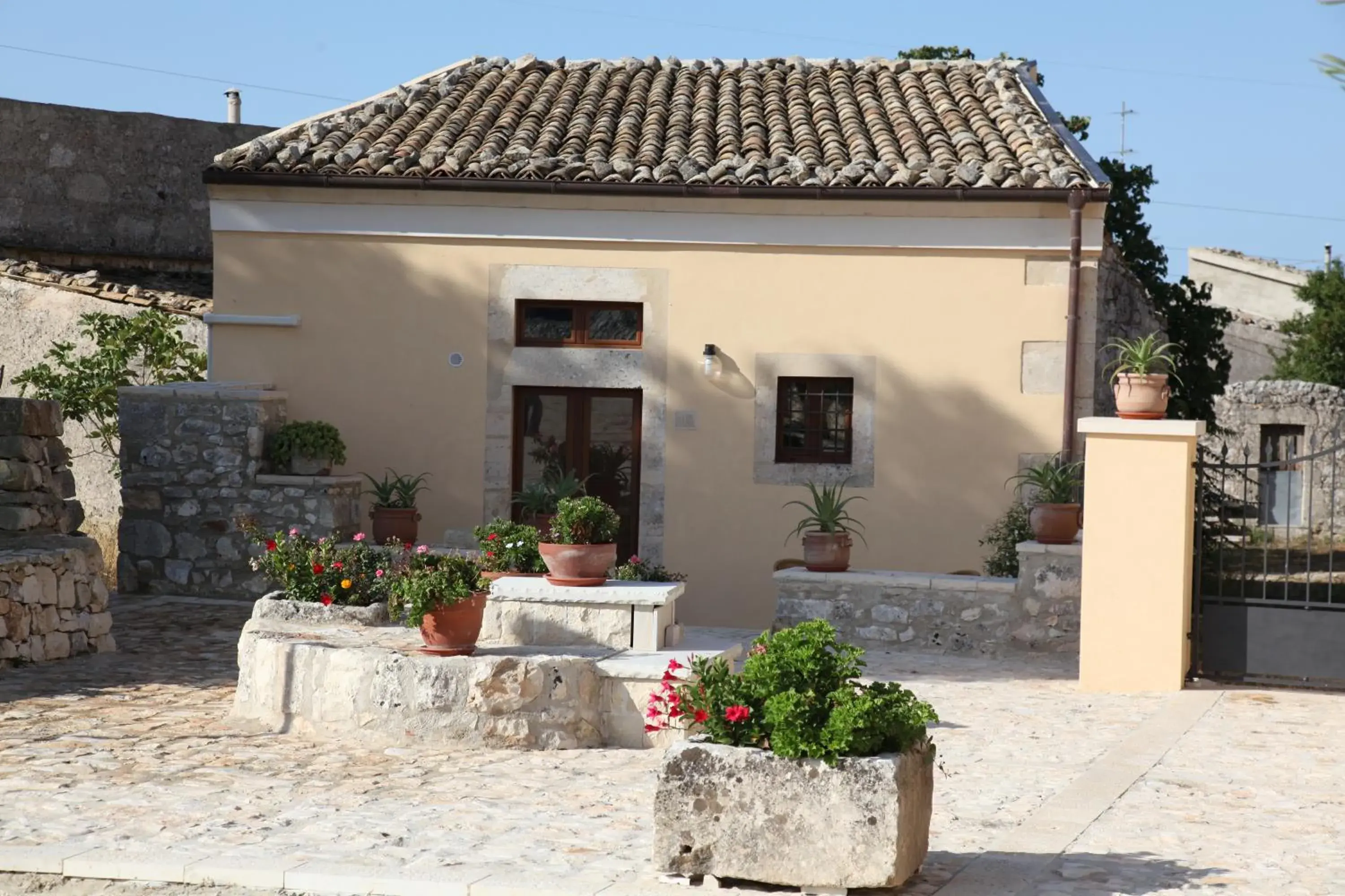 Apartment - Split Level in Artemisia Resort Apartment - Split Level in Artemisia Resort