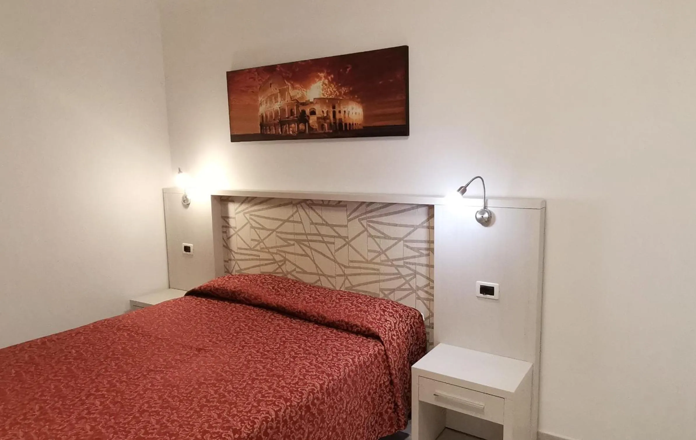 bunk bed, Bed in Friendship Place