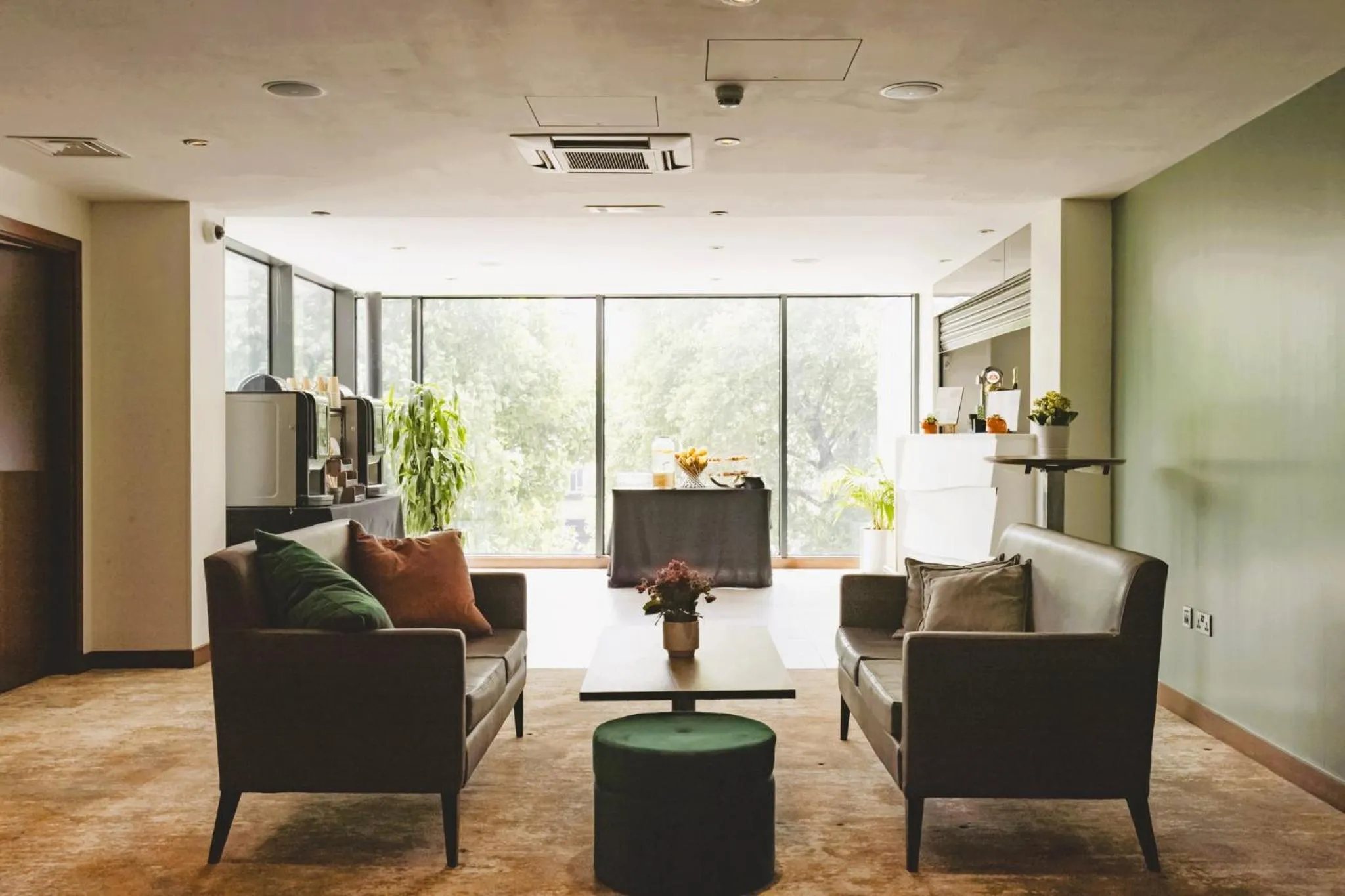 Restaurant/places to eat in Holiday Inn Bristol City Centre by IHG