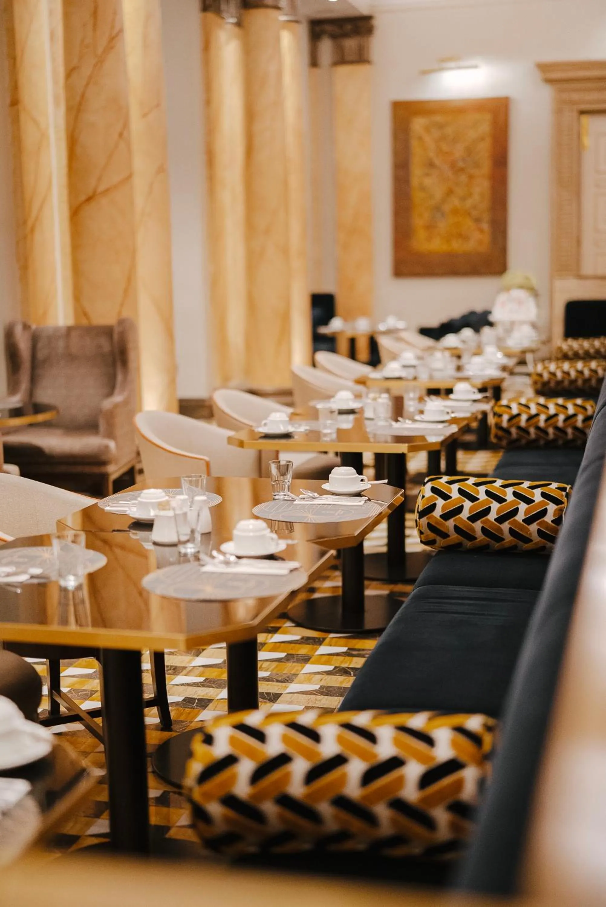 Restaurant/places to eat in Sofia Balkan Palace