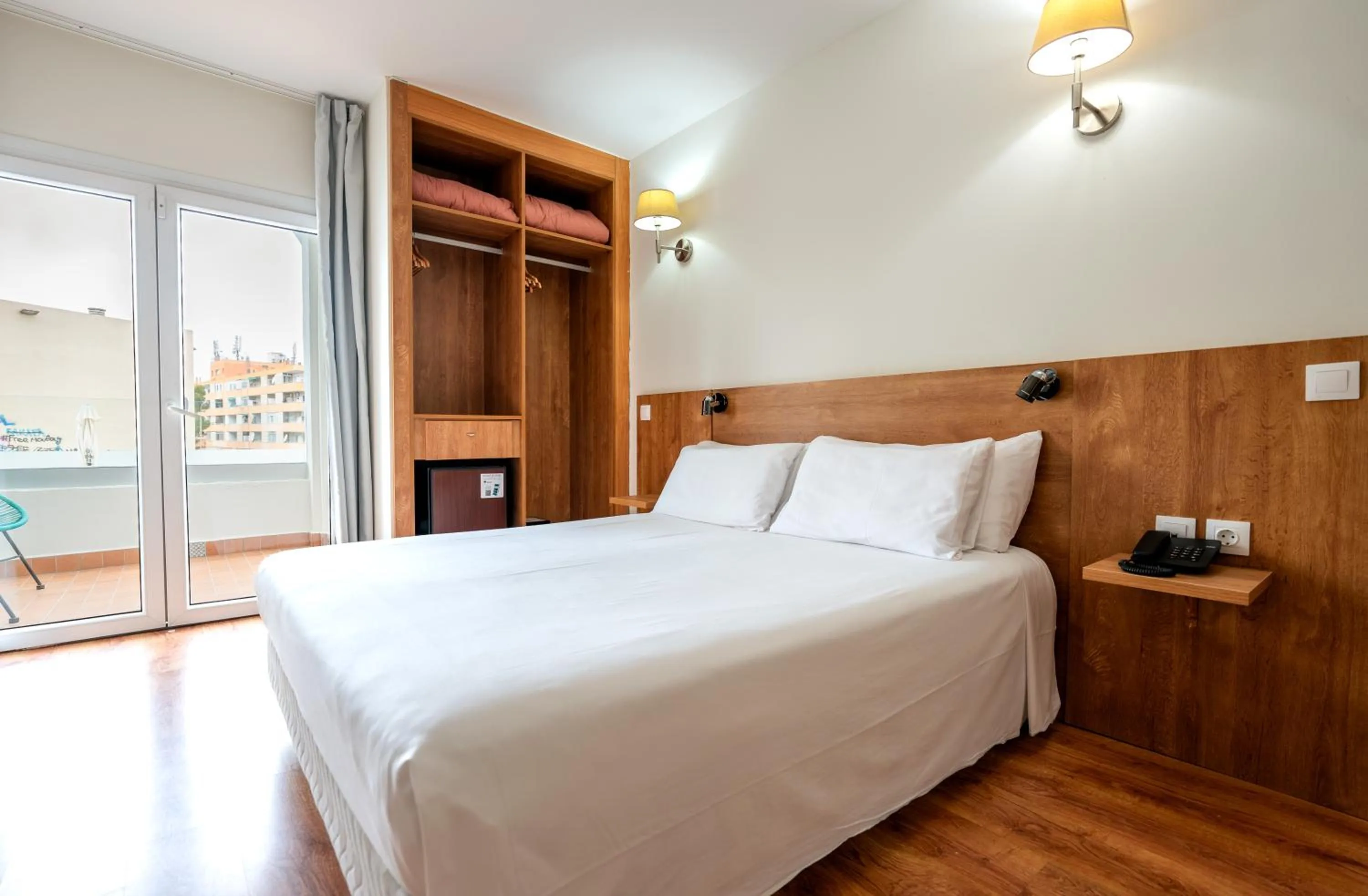 Bed in Nura Santa Ponsa & Spa