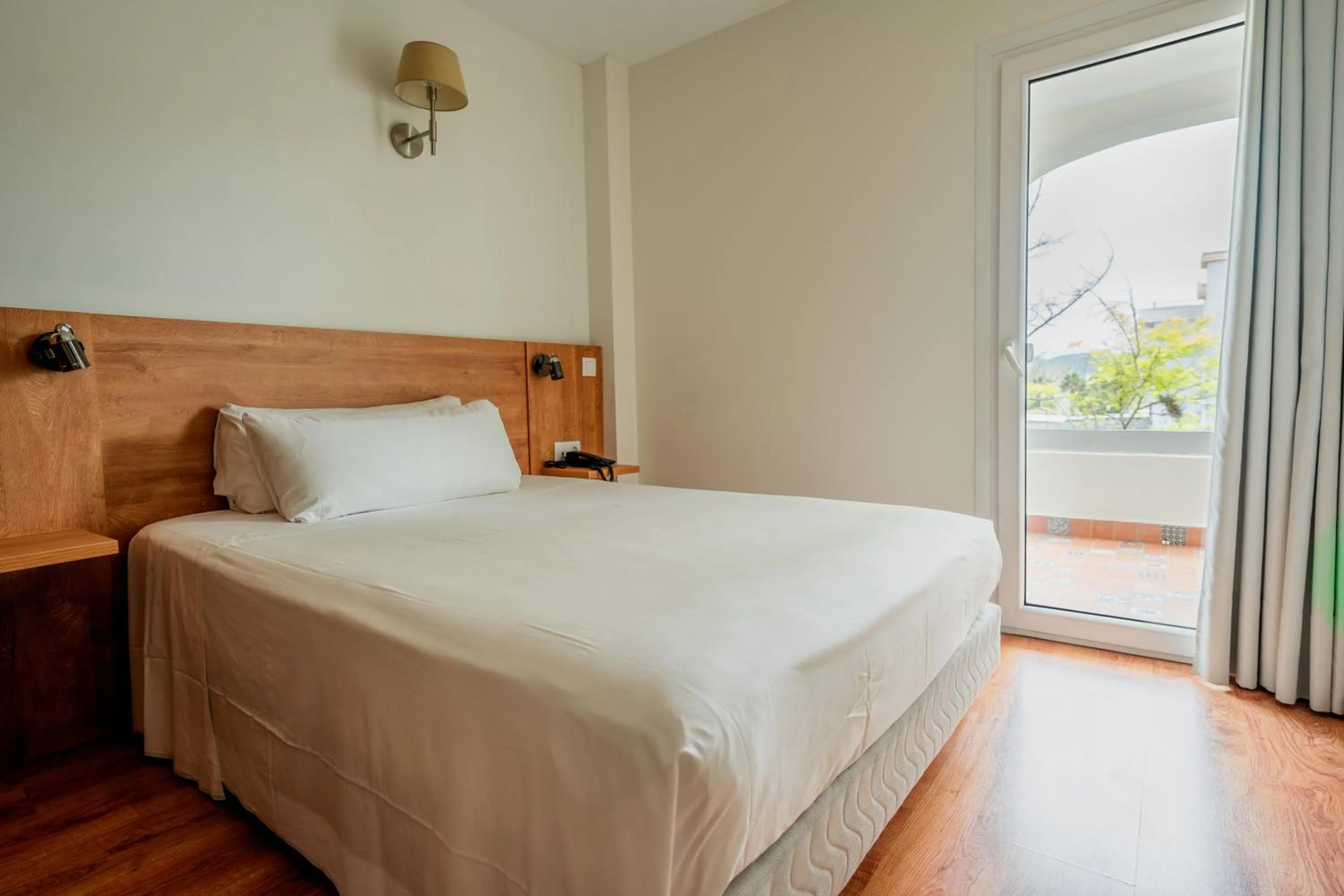 Bed in Nura Santa Ponsa & Spa