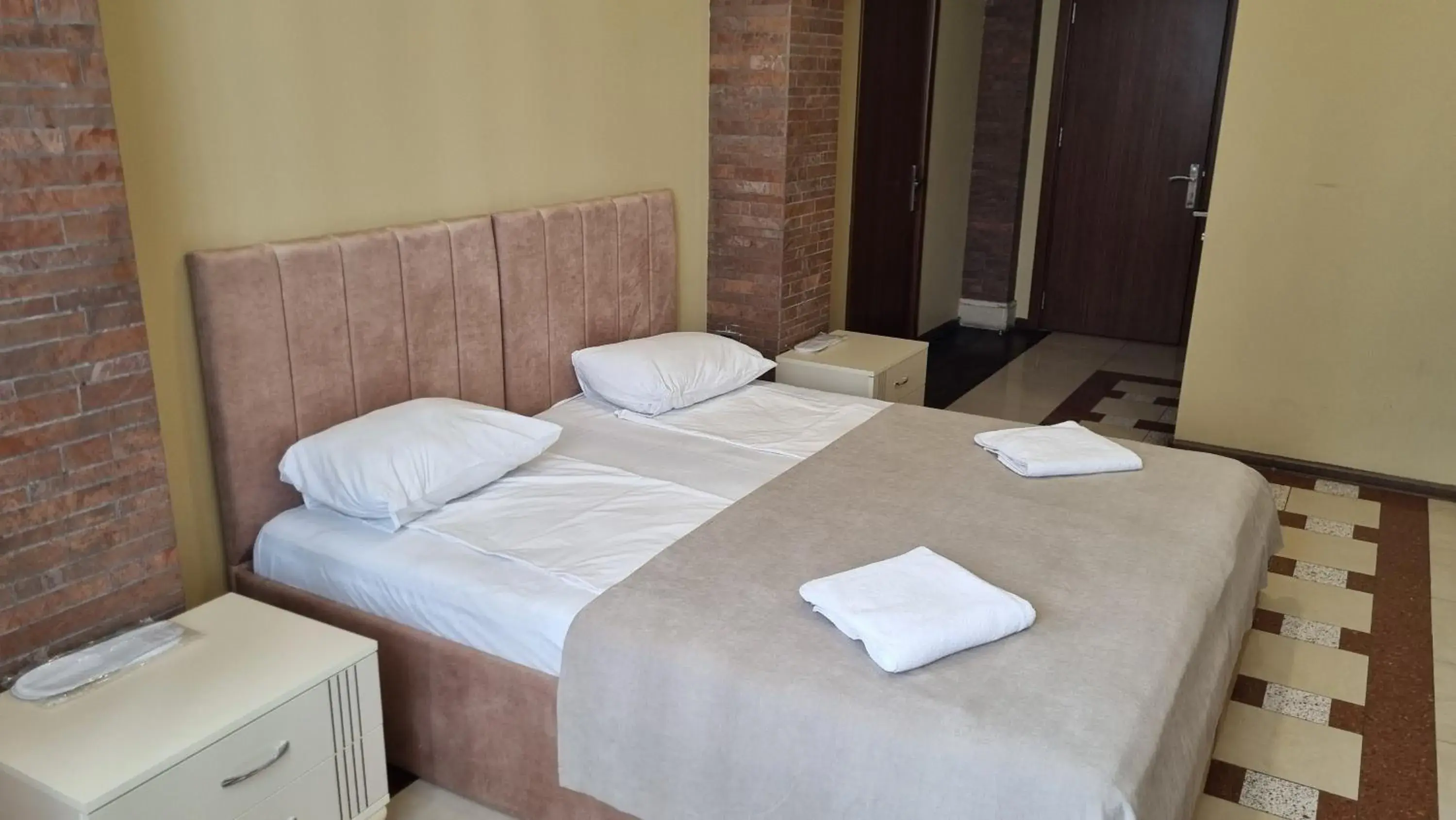 Double or Twin Room - single occupancy in Baku Sea View Hotel Double or Twin Room - single occupancy in Baku Sea View Hotel