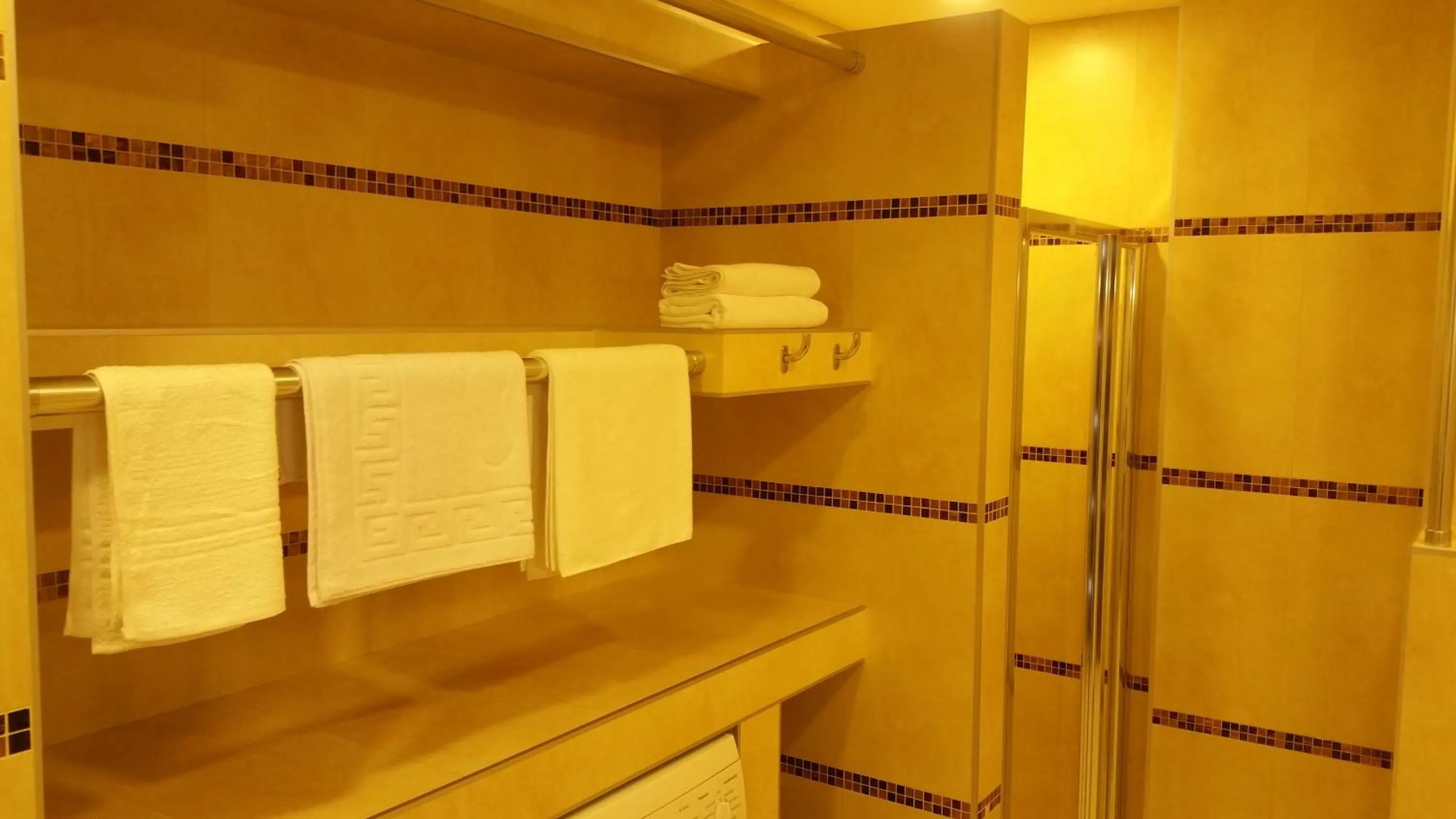 Bathroom in Baku Sea View Hotel