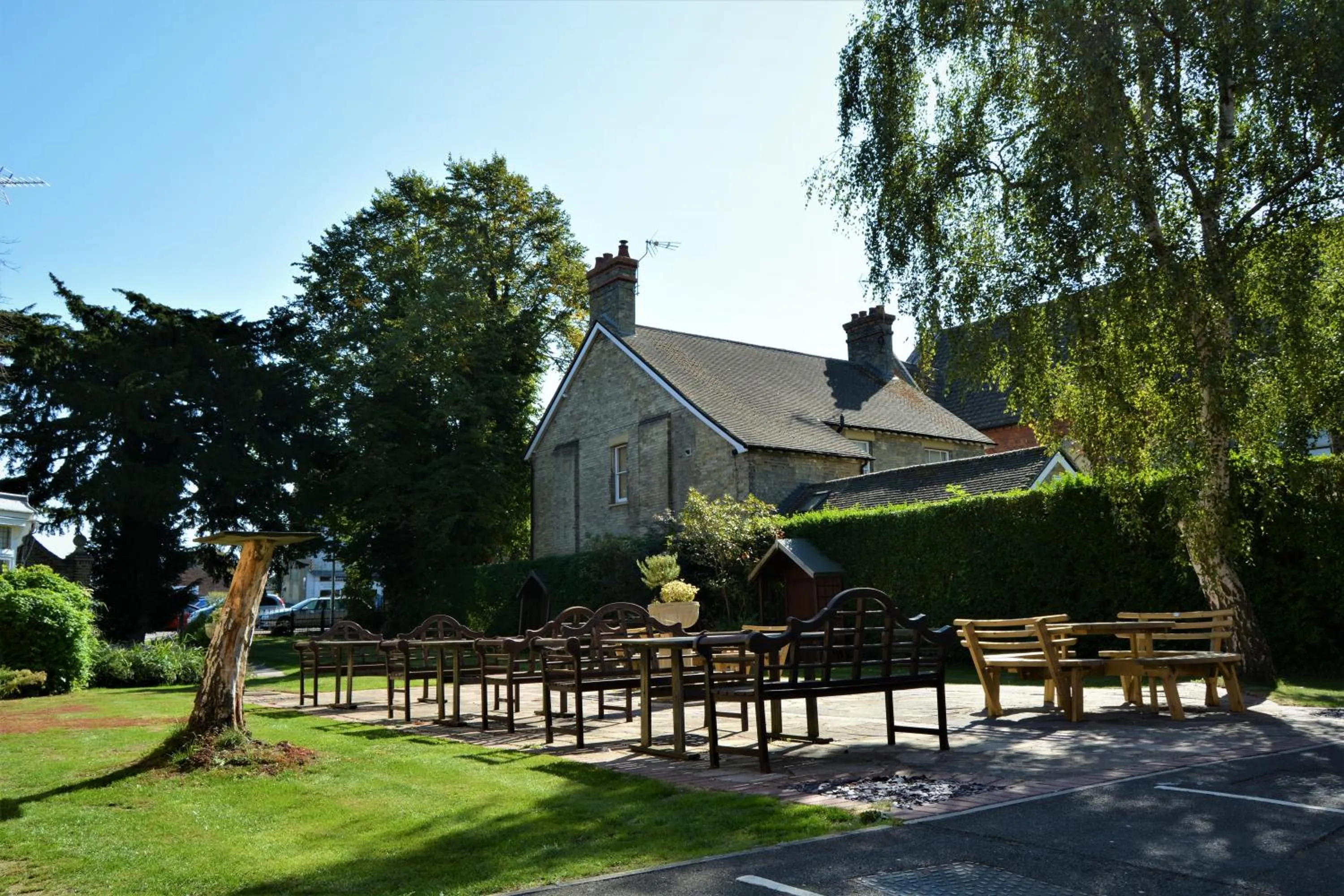 Garden in Oliver Cromwell Hotel